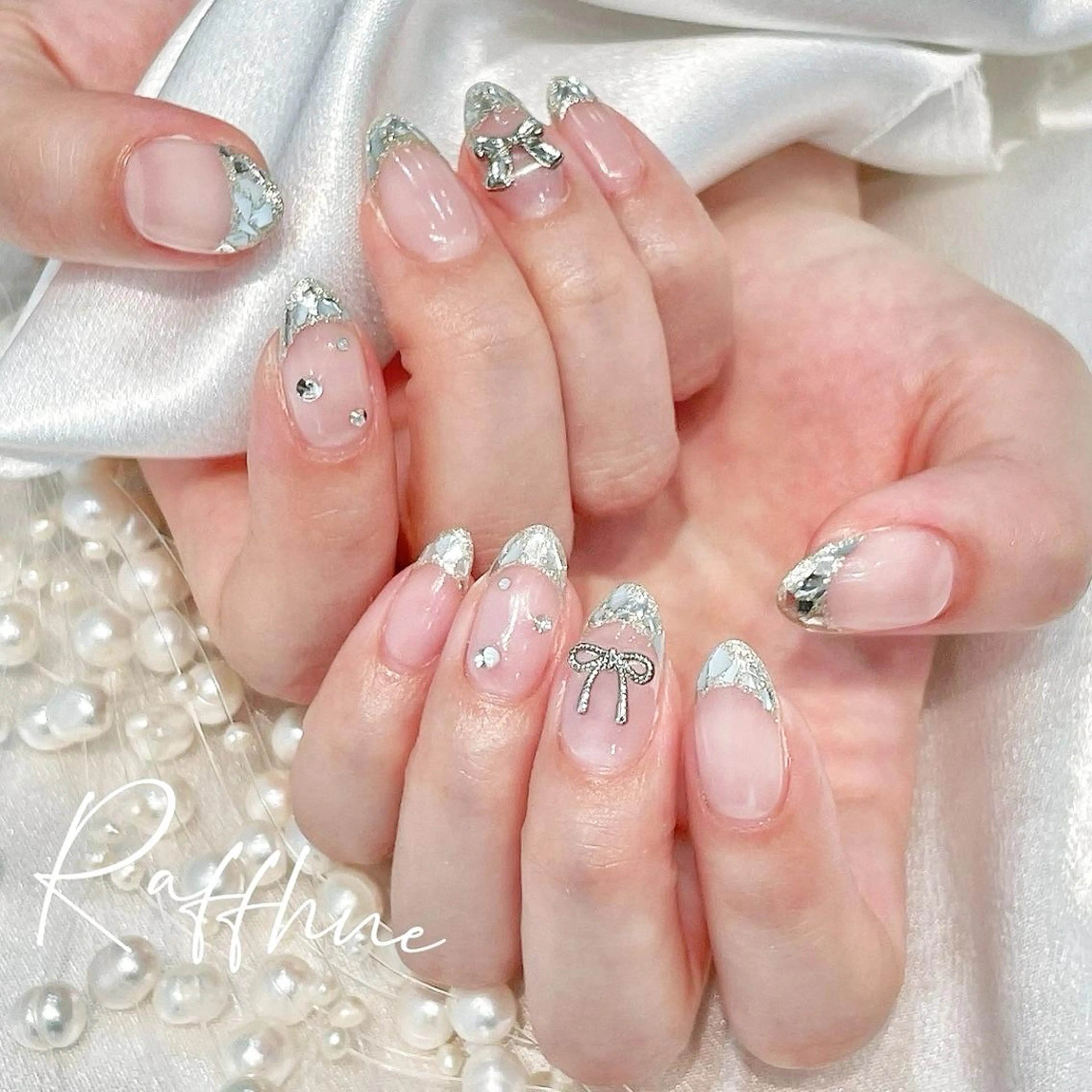 ネイル ハンドネイル RAFFINE haru🦋🩵のネイルデザイン