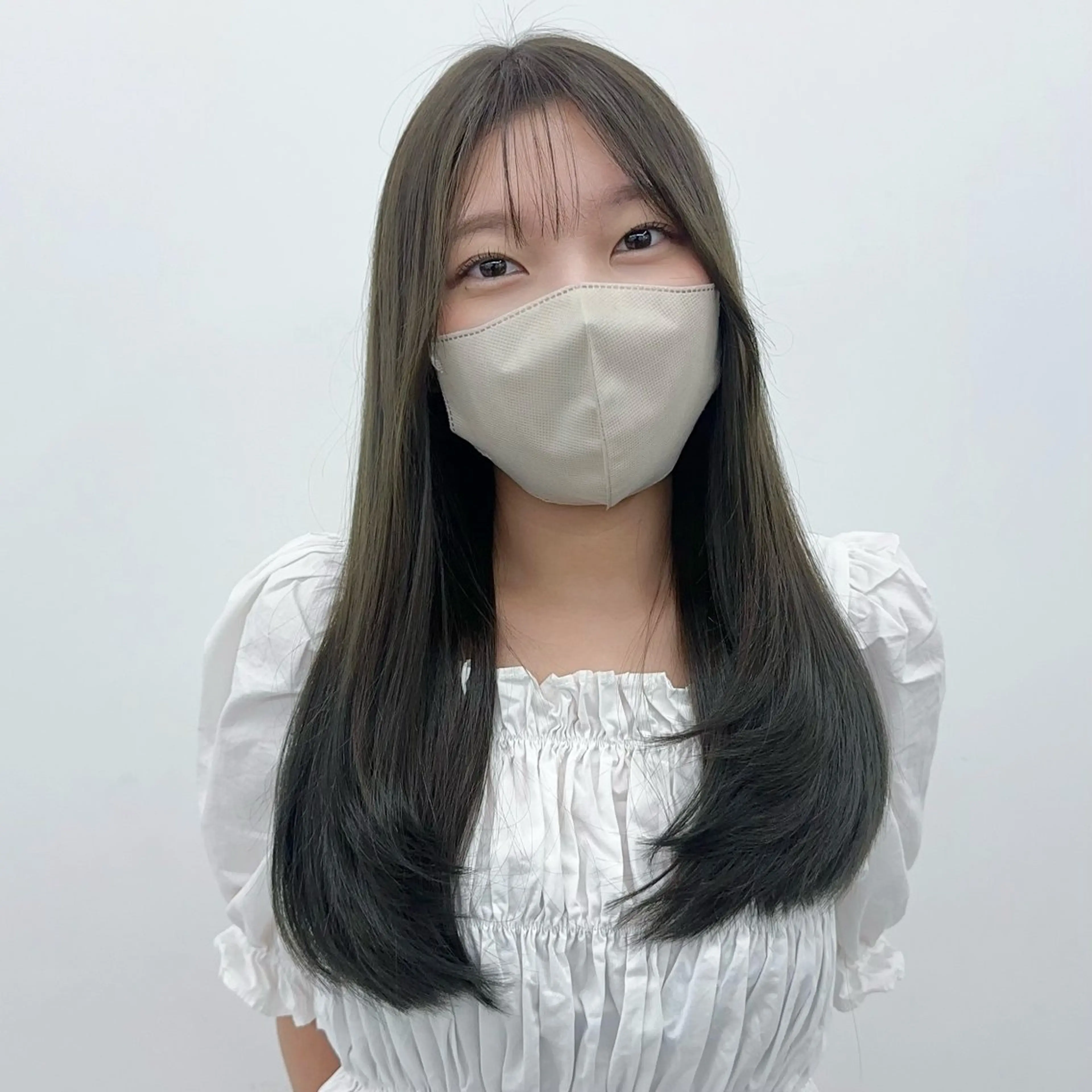 セミロング カラー カット ヘアカラー トリートメント ブリーチなし/レイヤ ー特化🌈Tommyのヘアスタイル