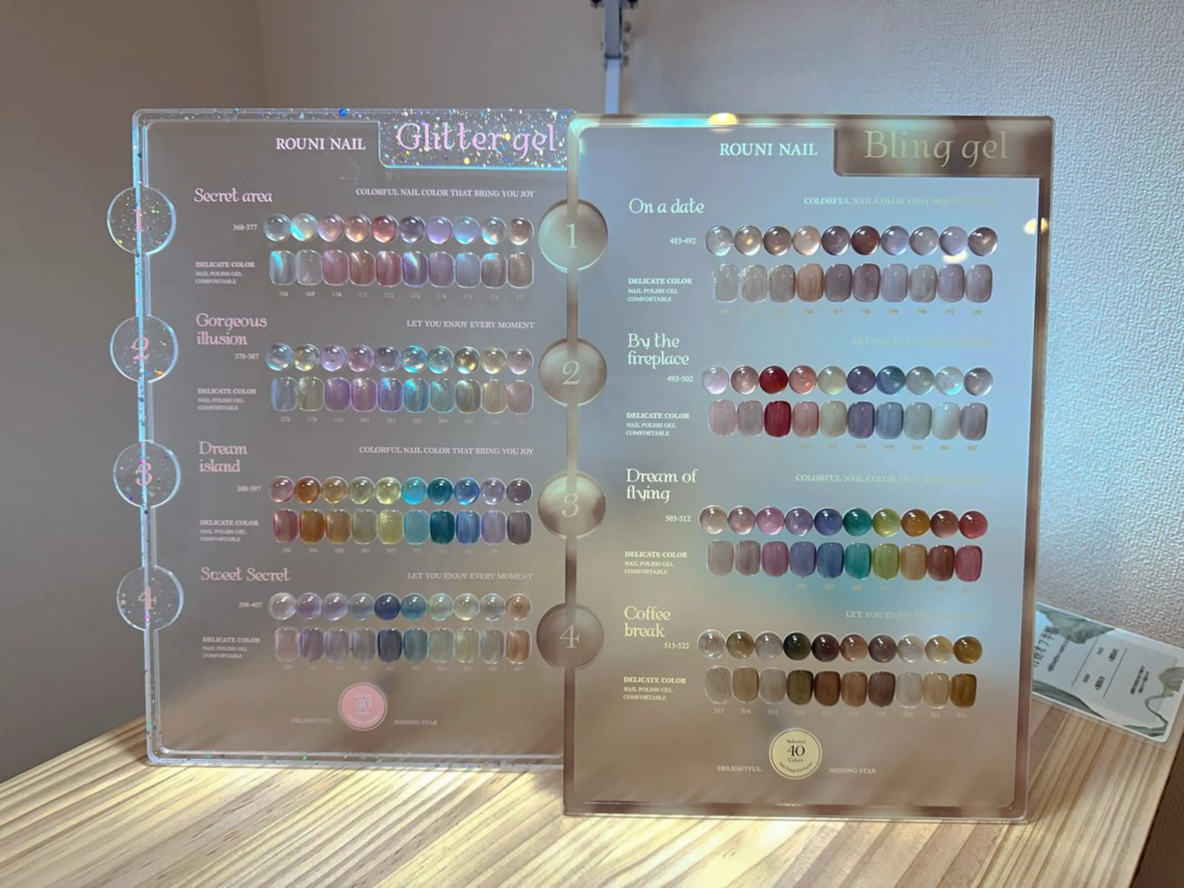 ネイル SALON W🍎 Hiinaのネイルデザイン