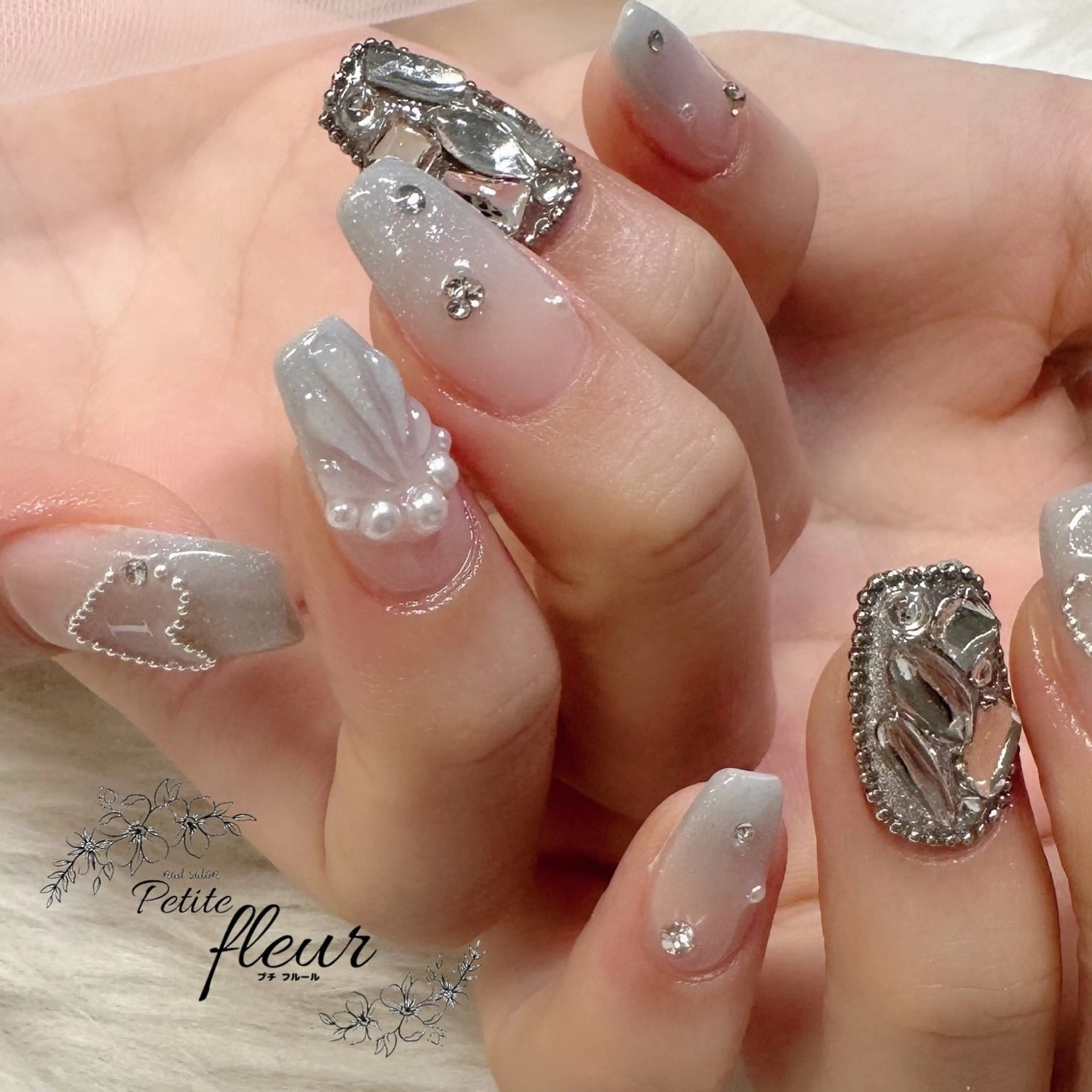 ネイル ラメ(グリッター) ラメグラデーション 持ち込み ❁⃘*。Petite fleur❁⃘*りさのネイルデザイン