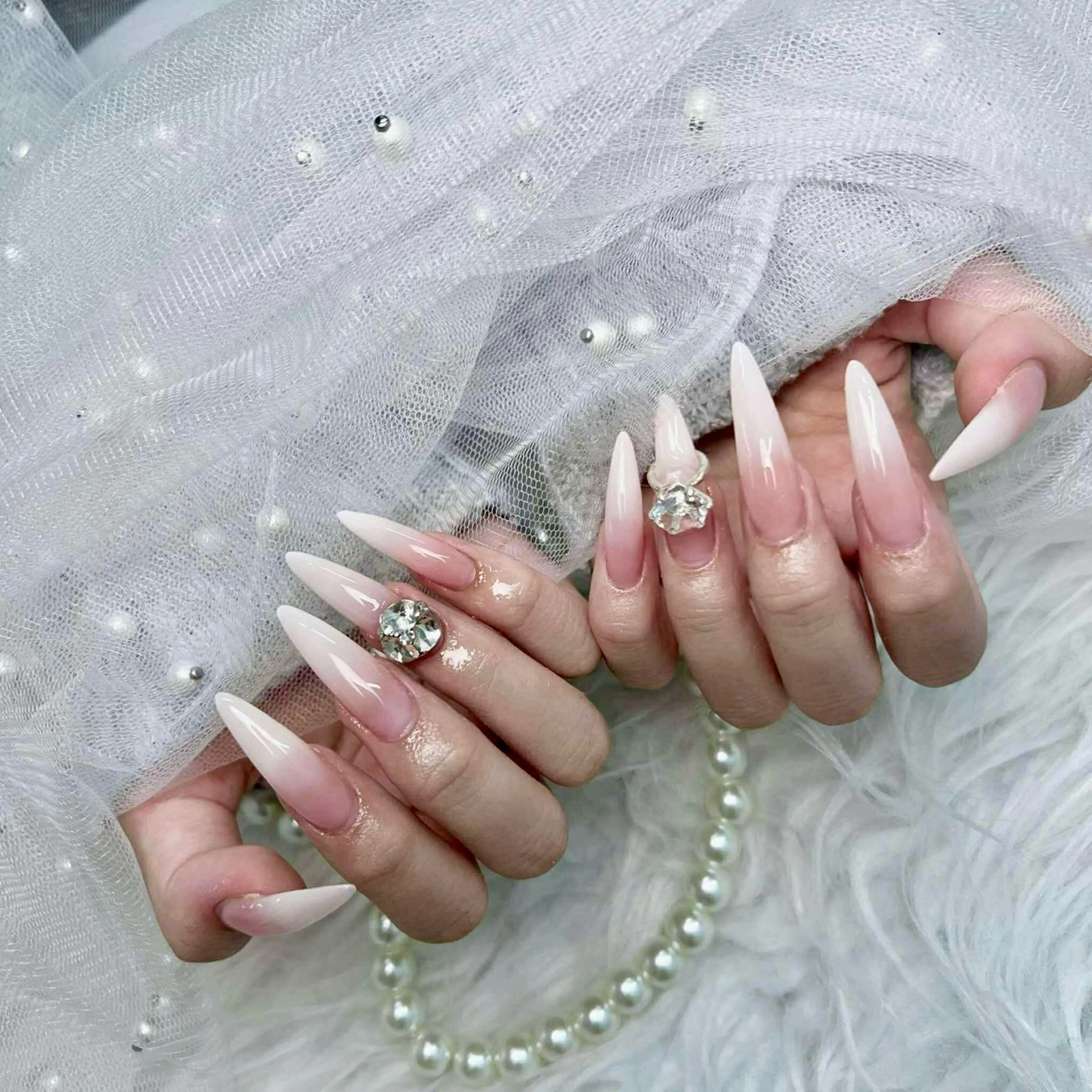 ネイル ハンドネイル ハンドケア Nova Nail Shinsaiのネイルデザイン