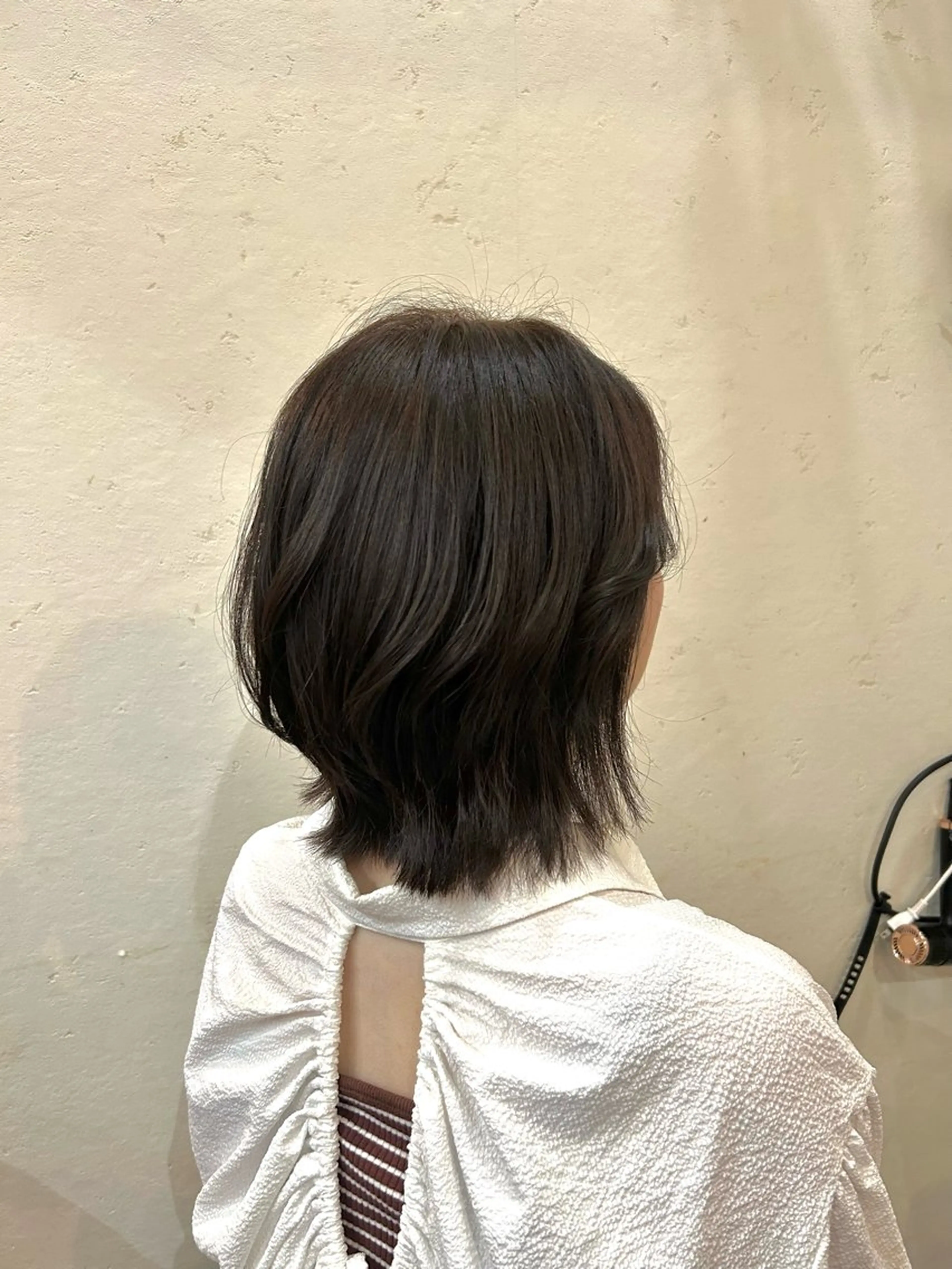 【 御新規様限定 】カット＋シャンプー、ブロー込 / リピーター様 ￥4200-の写真