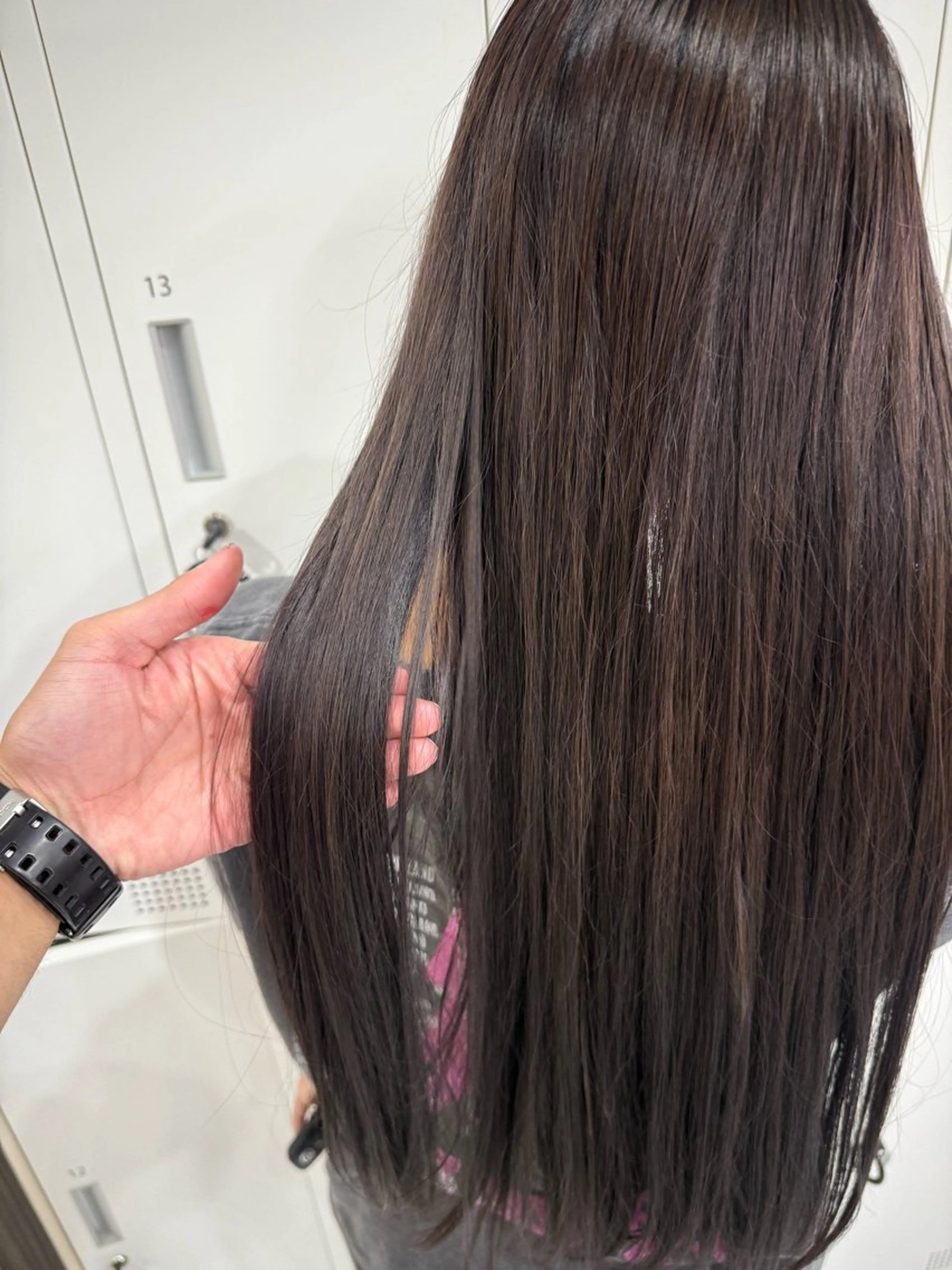 ロング カラー 長房 珠羽のヘアスタイル