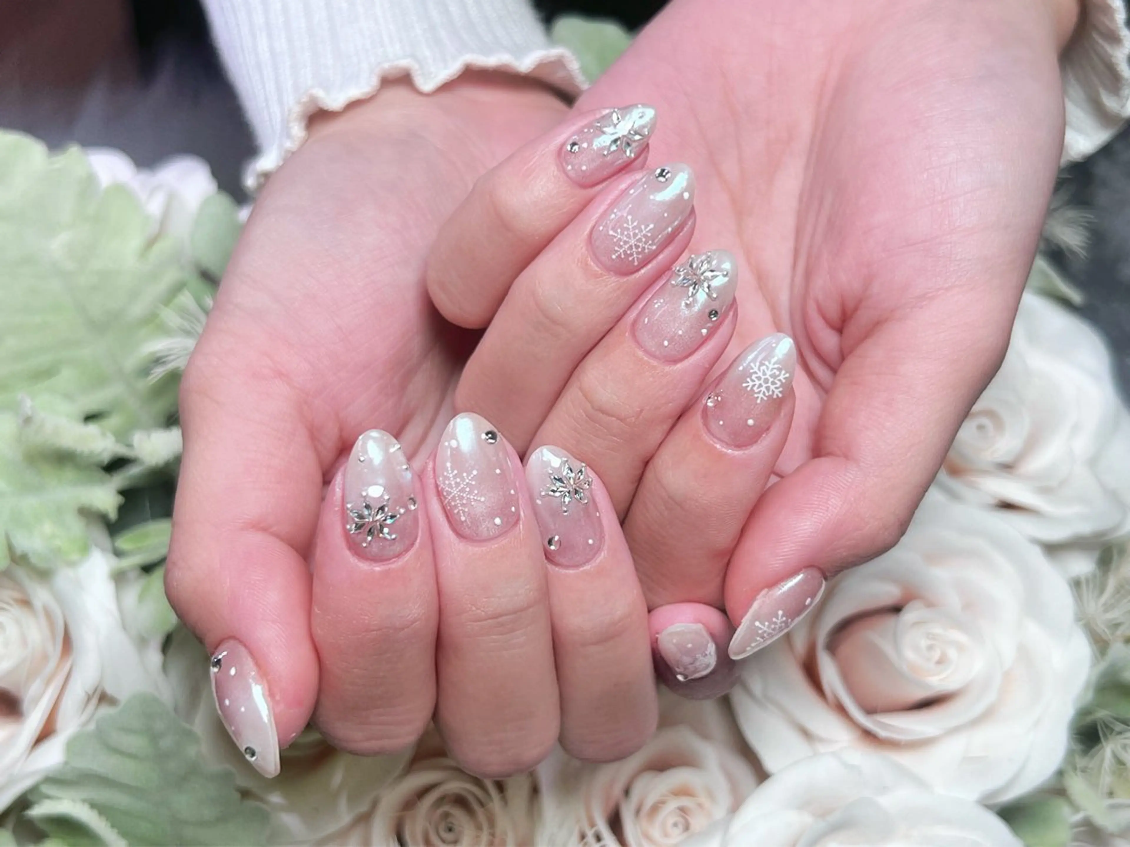 ネイル ロングネイル 持ち込み スカルプネイル 冬ネイル クリスマス ハンドネイル Painty所属・Painty nailのネイルデザイン