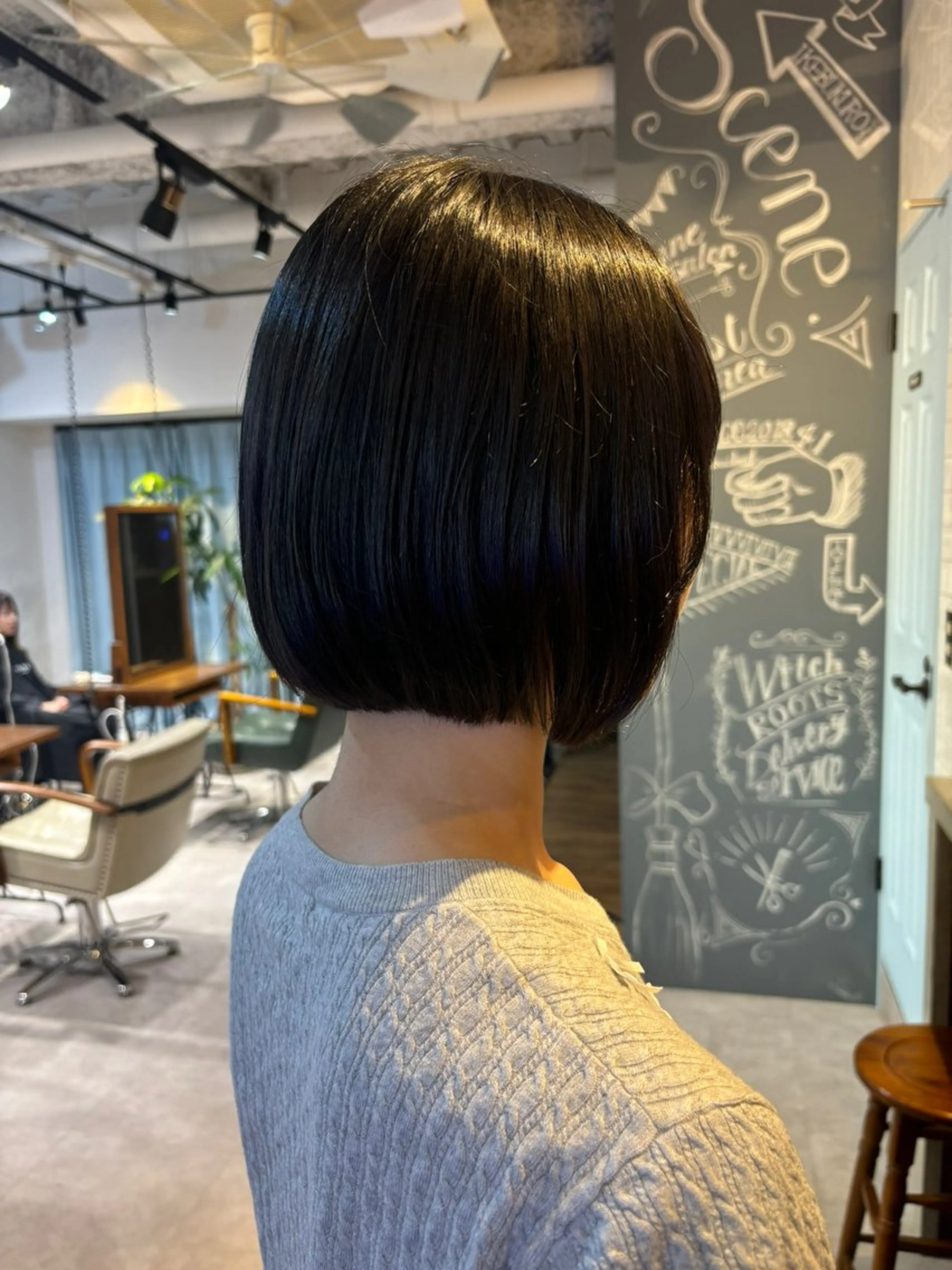 ショート カラー パーマ ストレートパーマ カット ヘアカラー 縮毛矯正 トリートメント 七井 香奈 (なないかな)のヘアスタイル