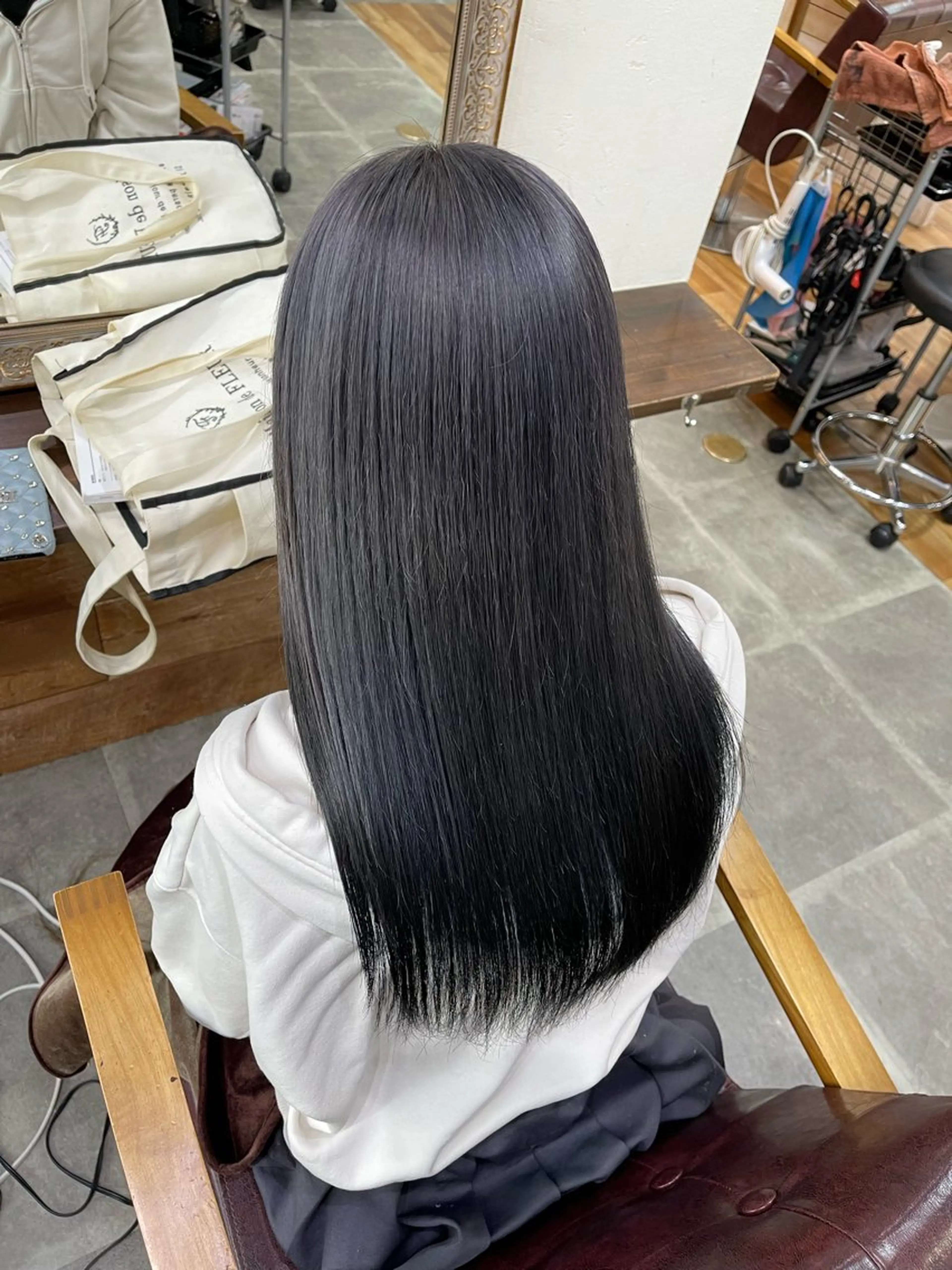 セミロング カラー ブリーチ ケアブリーチ デザインカラー ダブルカラー 髪質改善 SOYON西大寺店所属・ダブルカラー/ 髪質改善💎安藤のヘアスタイル