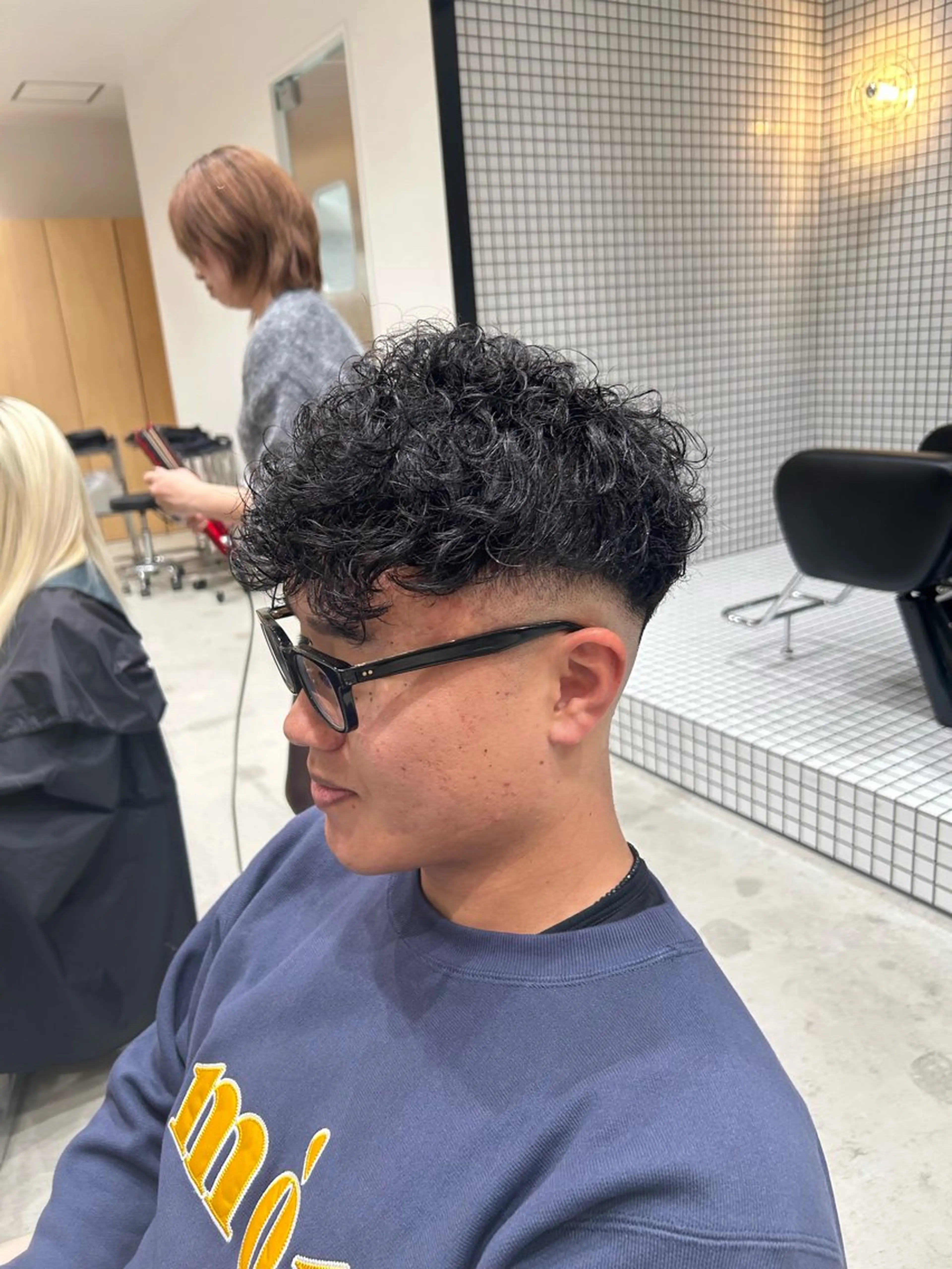 メンズ フェードカット スキンフェード スペインカール 🐲ツイスパ🐲 フェード/龍のヘアスタイル