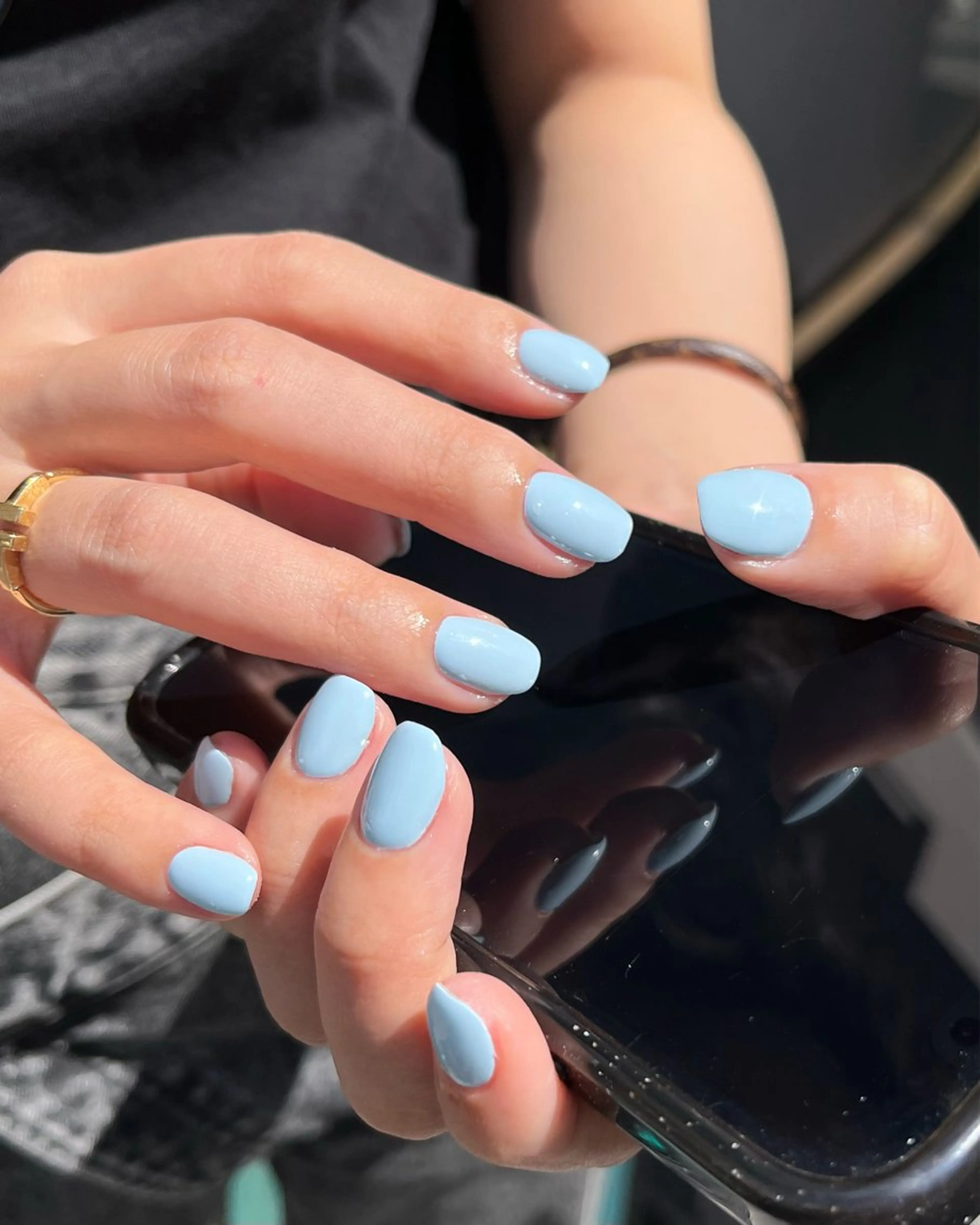 ネイル チークネイル 水色 マグネットネイル ワンカラーネイル ショートネイル ハンドネイル ハンドケア 🫧OPELIA NAIL渋谷🫧のネイルデザイン