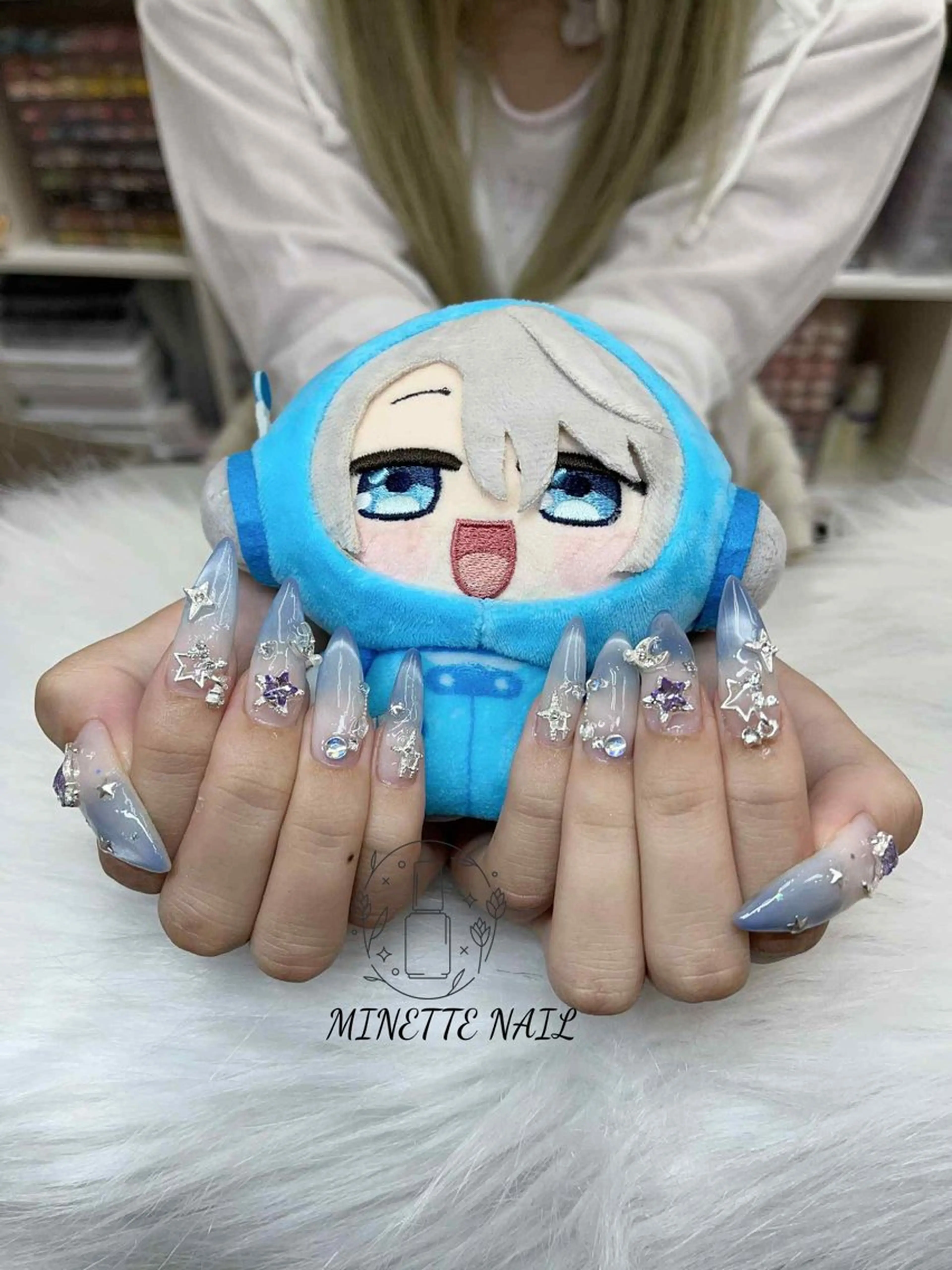 ネイル 長さ出し フレンチネイル ジェルネイル ガラスフレンチ 韓国ネイル Minette nailHuongのネイルデザイン