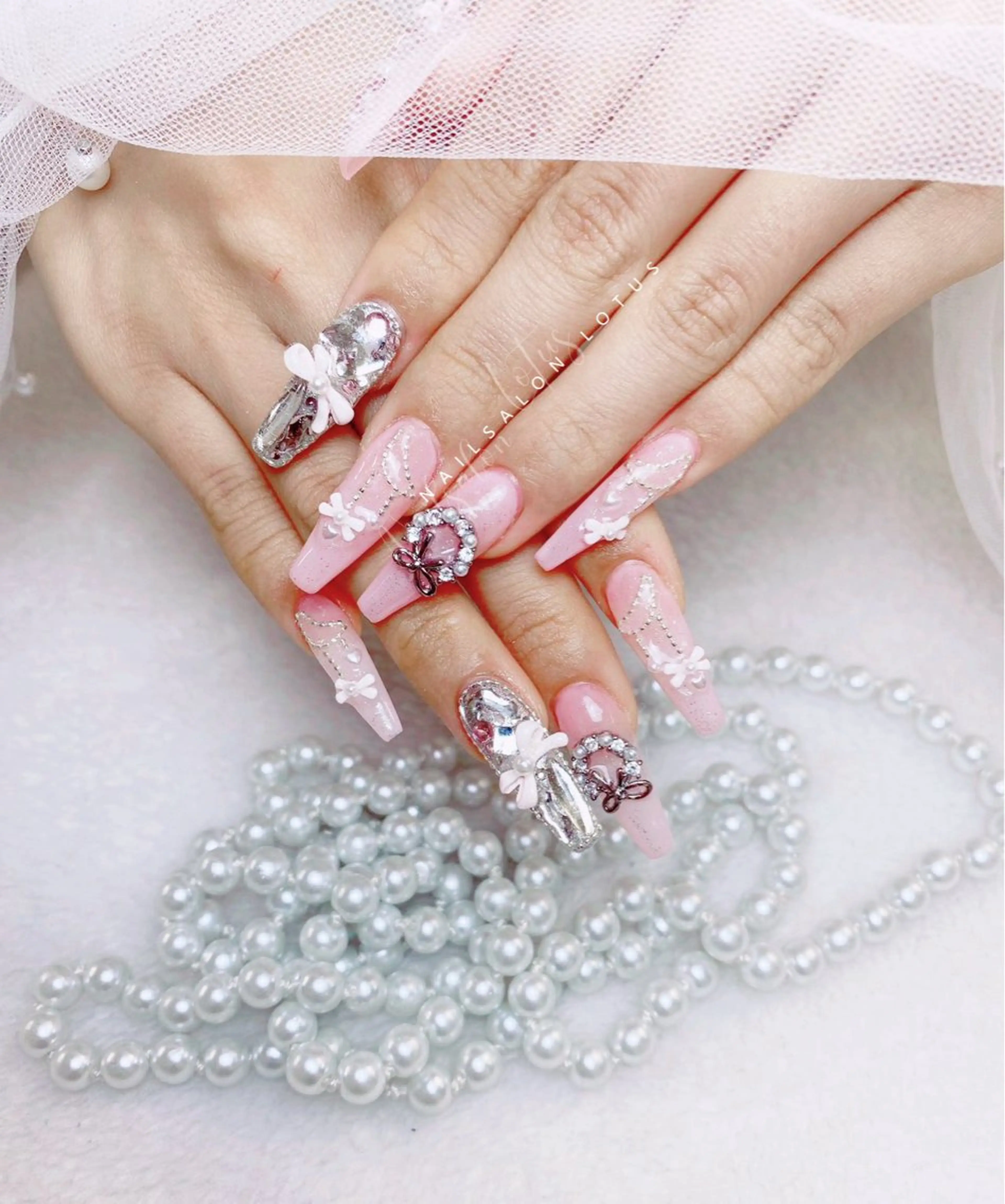 ネイル ハンドネイル ネイルサロン lotusのネイルデザイン