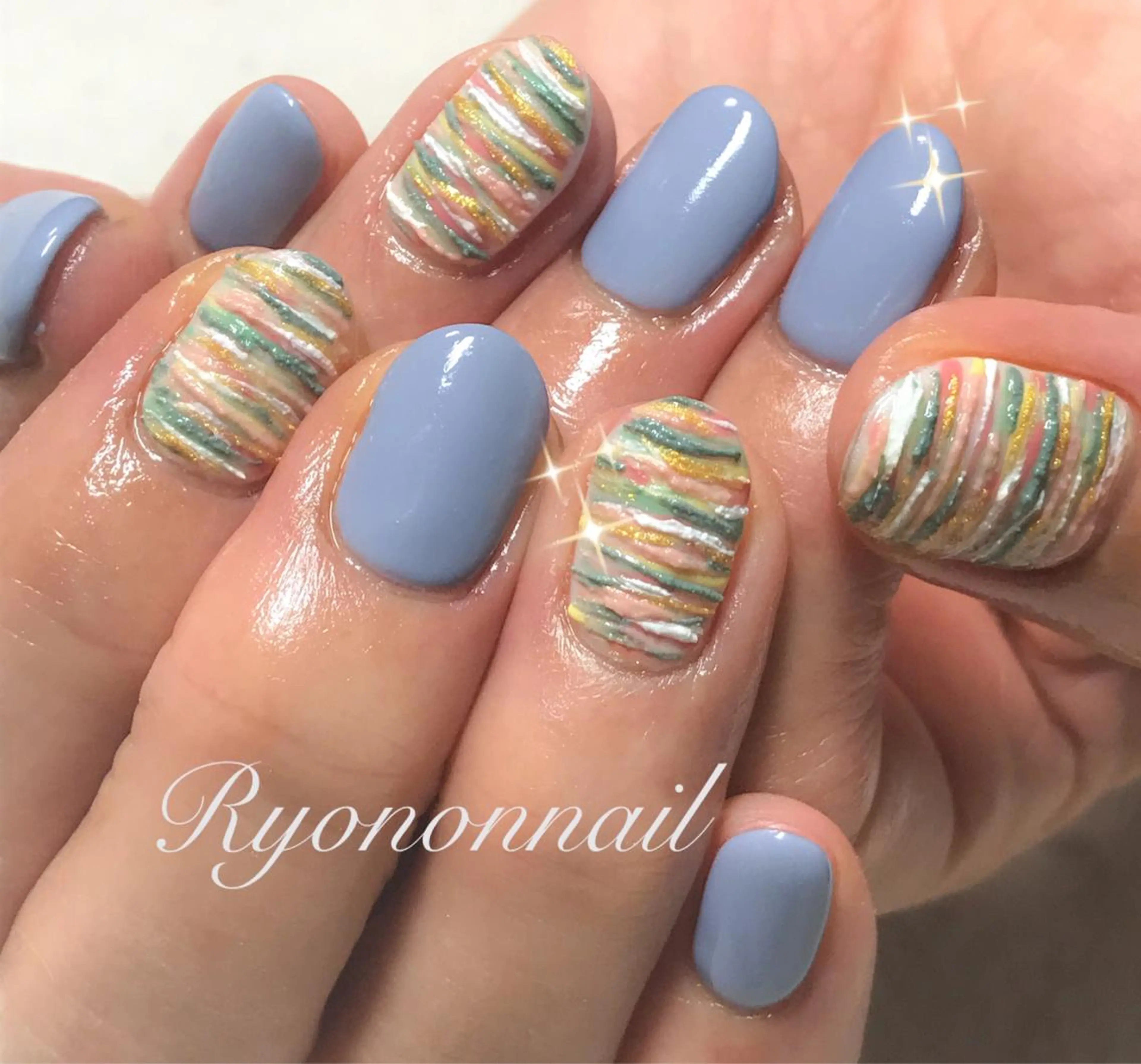 ネイル シンプルネイル Ryononnail(リョノンネイル)所属・Ryononnail 上谷典子のネイルデザイン