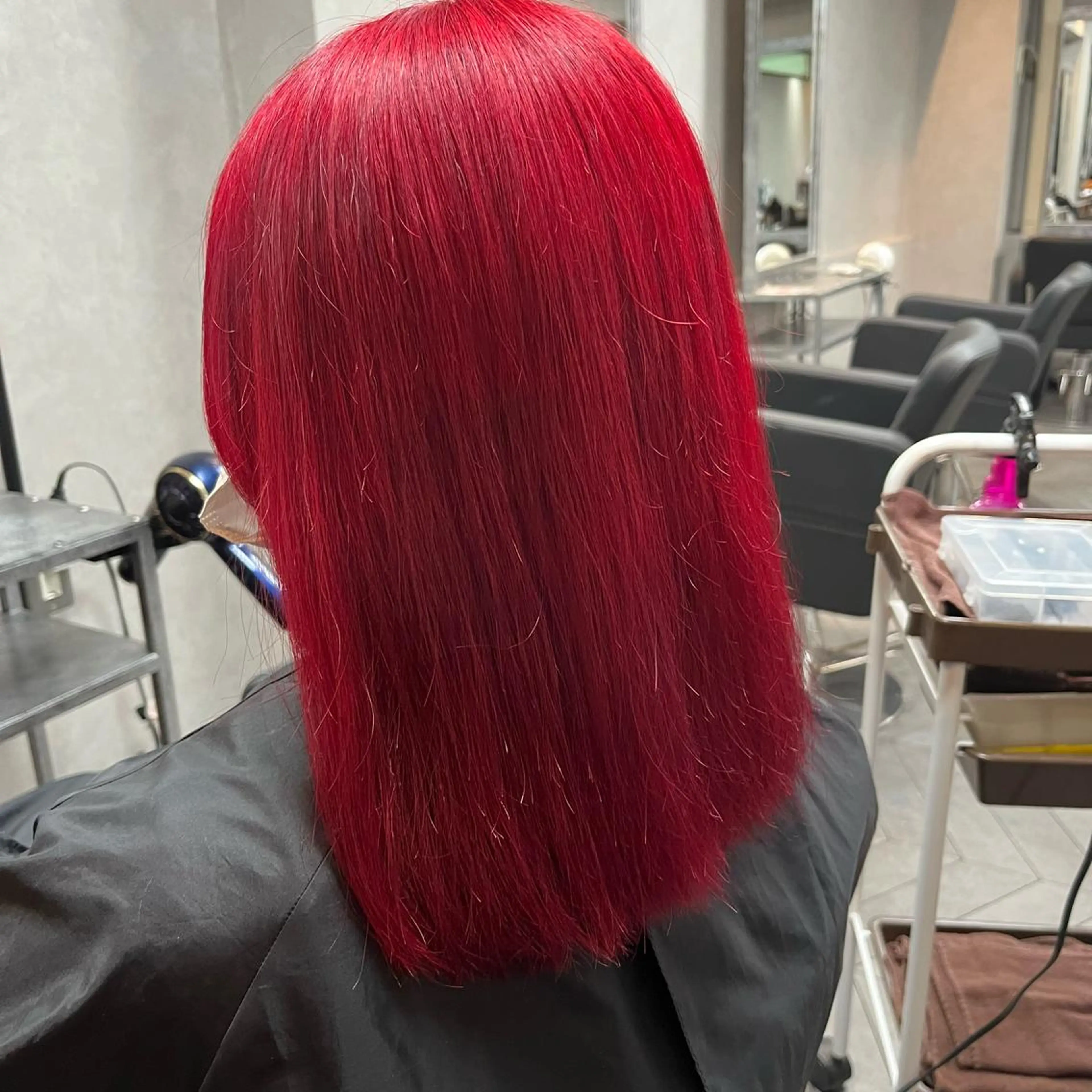 セミロング カラー ヘアアレンジ ヘアカラー トリートメント est hair 池袋西口店所属・😈派手髪/ 地雷系 /　KALIN😈のヘアスタイル