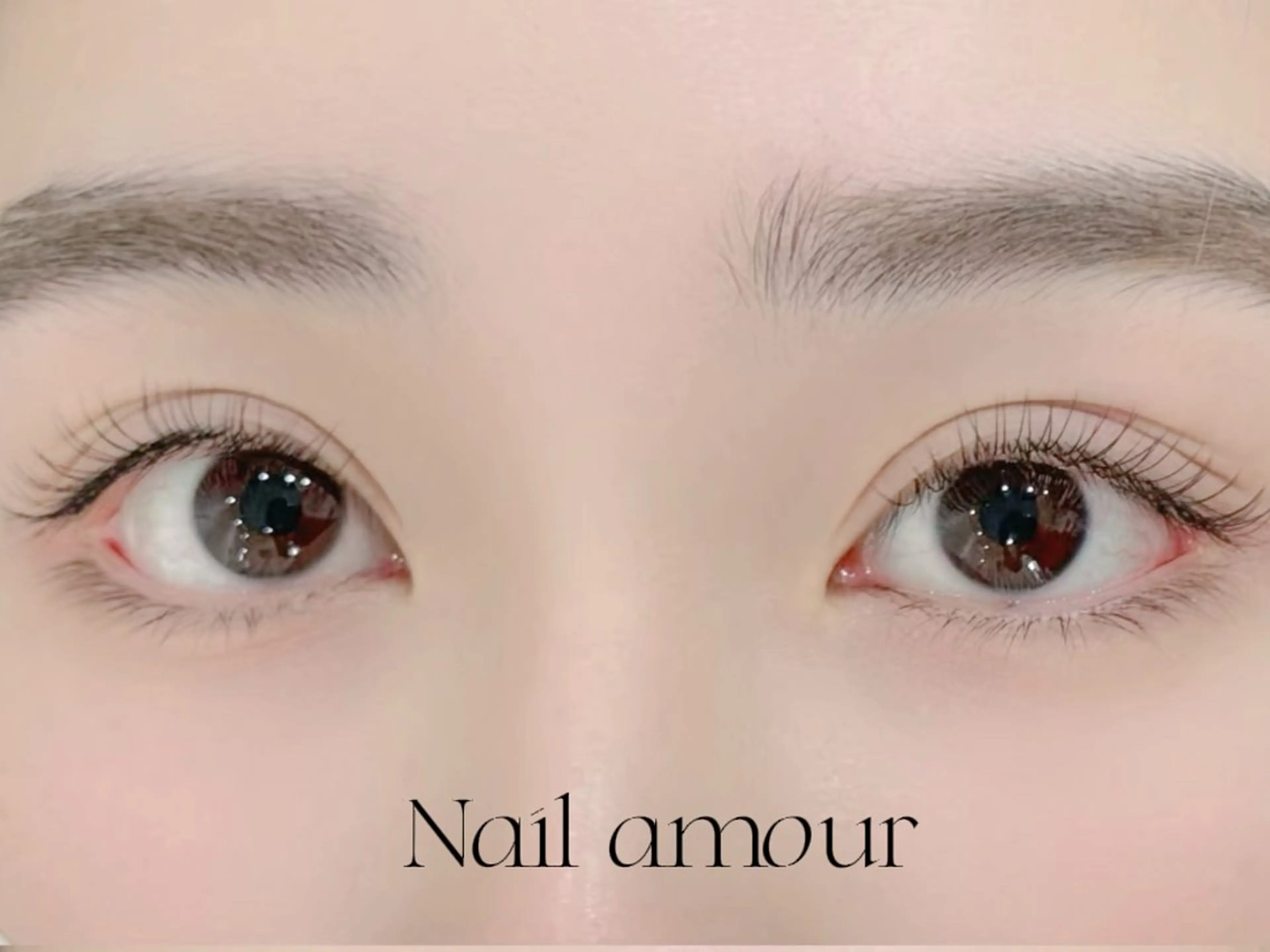 マツエク・マツパ ナチュラル マツエク Amour Eyelash所属・Amour Eyelashのネイルデザイン