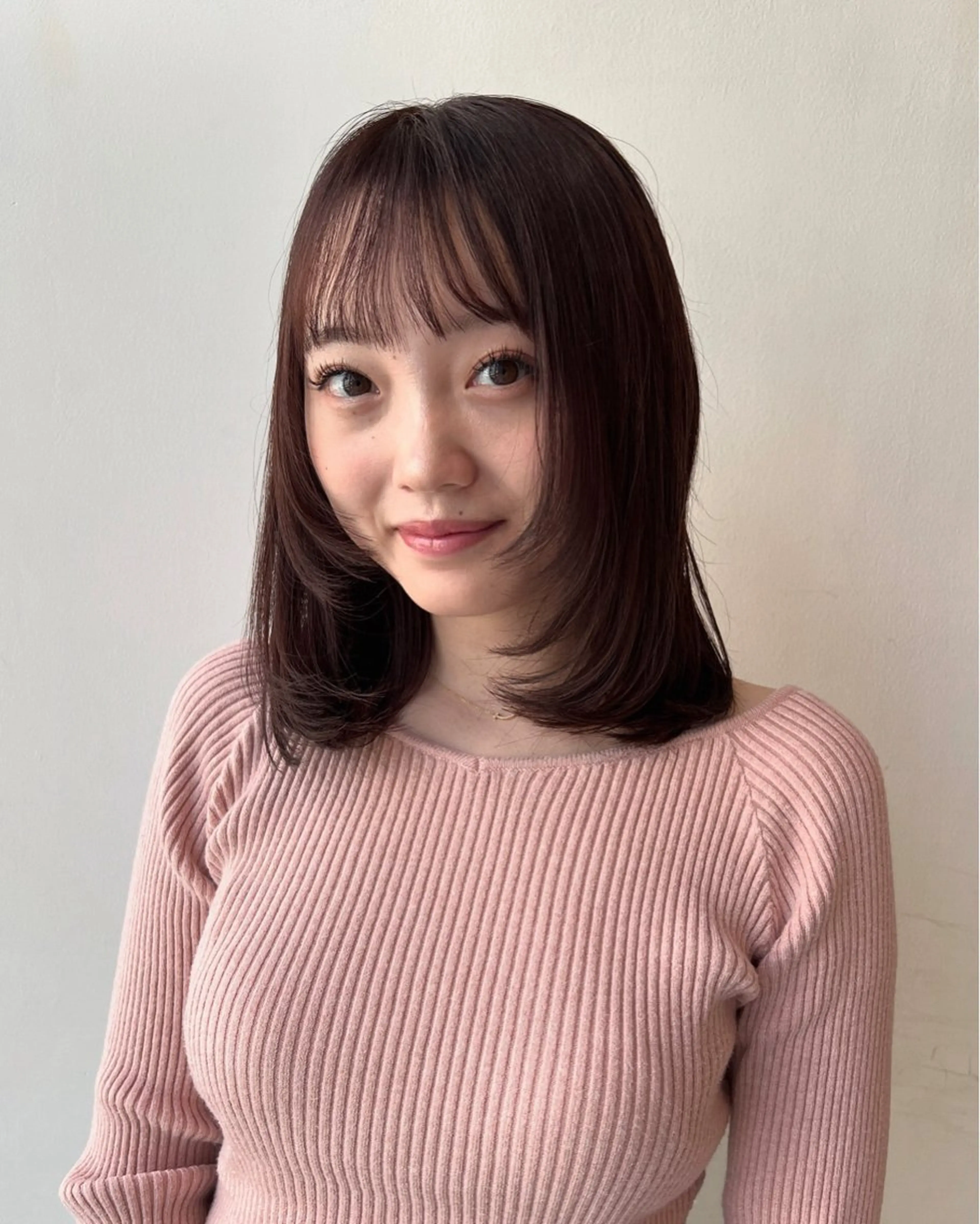 ミディアム モデル募集/カレン /レイヤーカットのヘアスタイル