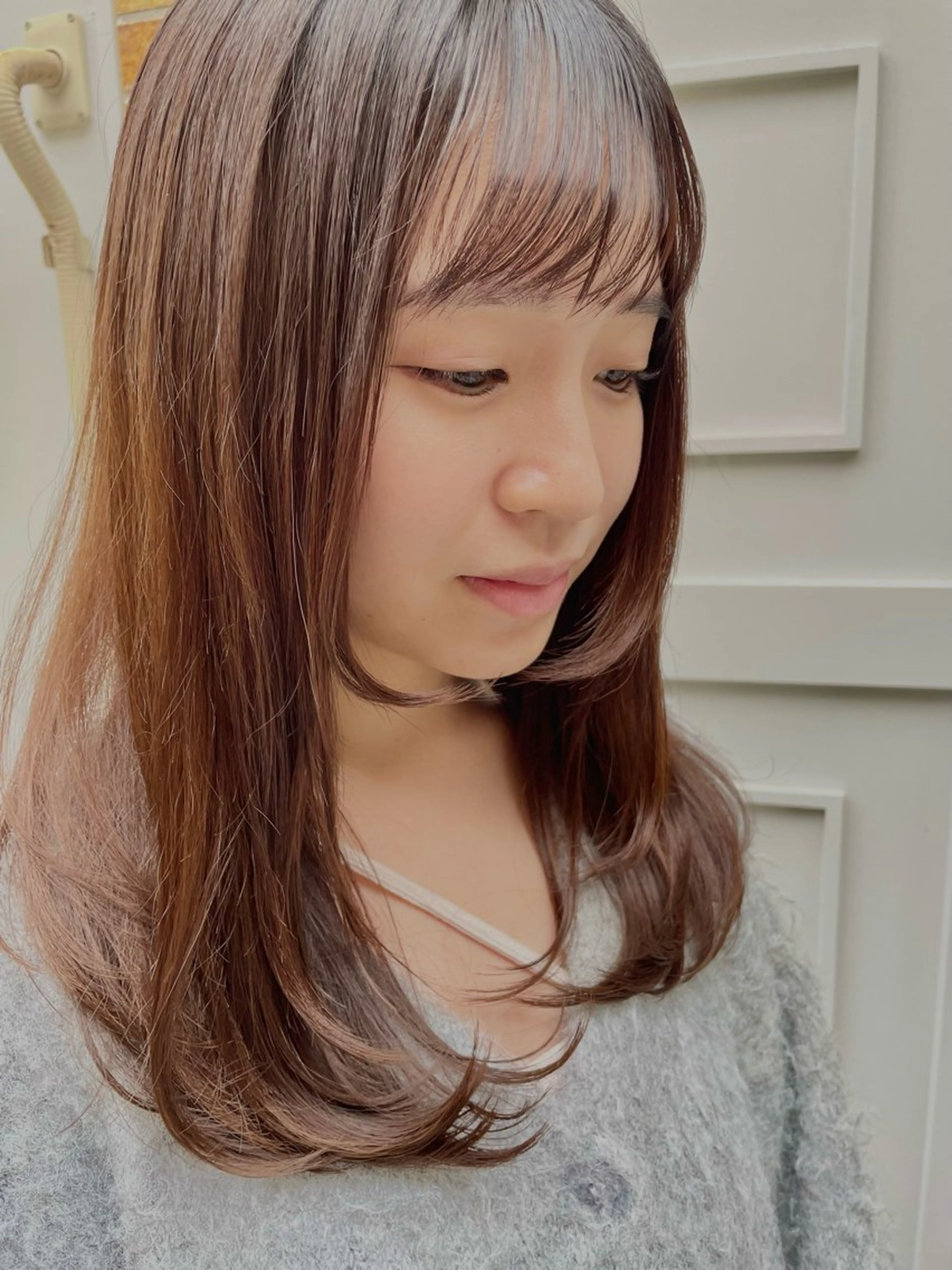 セミロング カラー 🌼似合わせカット 🌼おぎの みき🌼のヘアスタイル