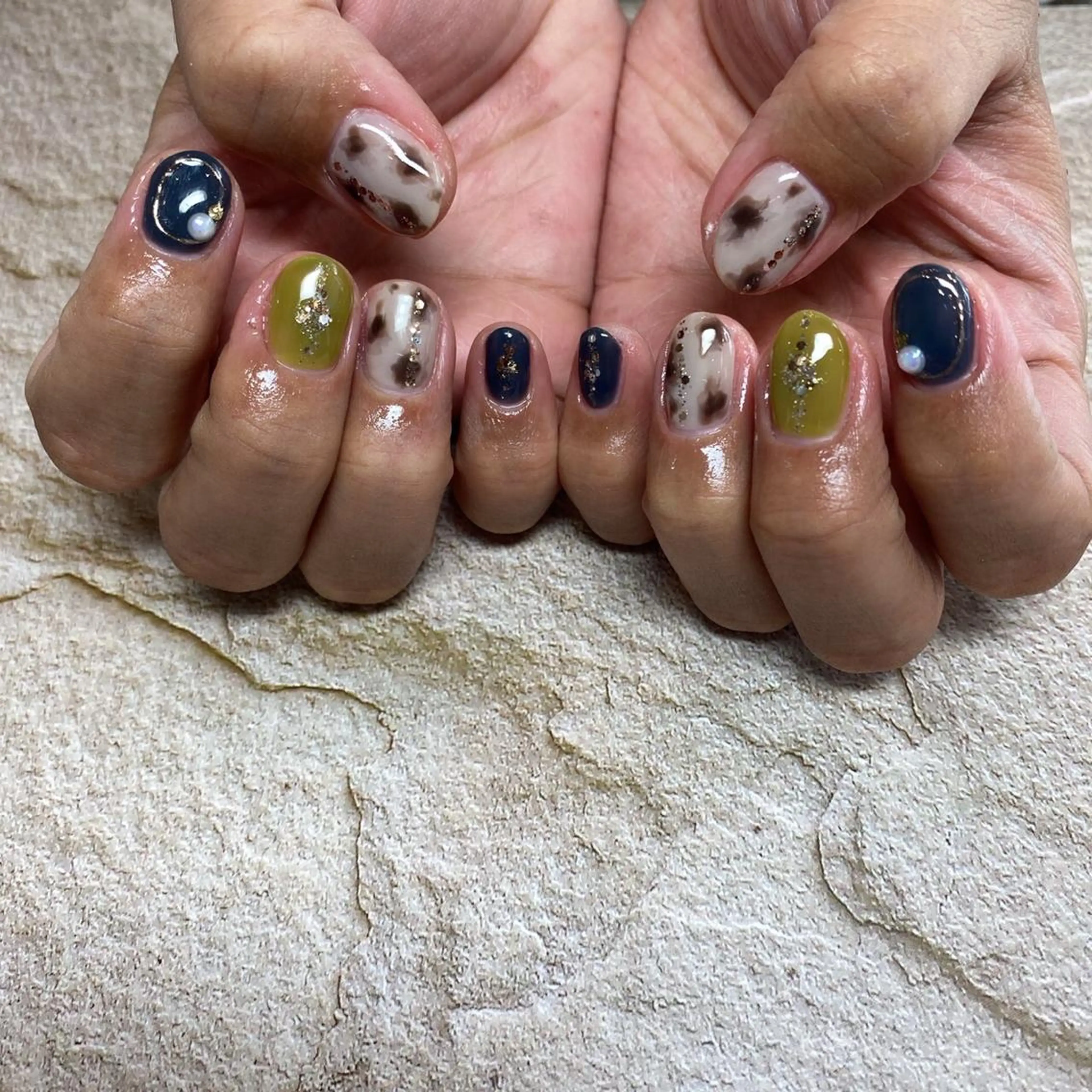 ネイル Hair salon Irie所属・與儀 知佳のネイルデザイン