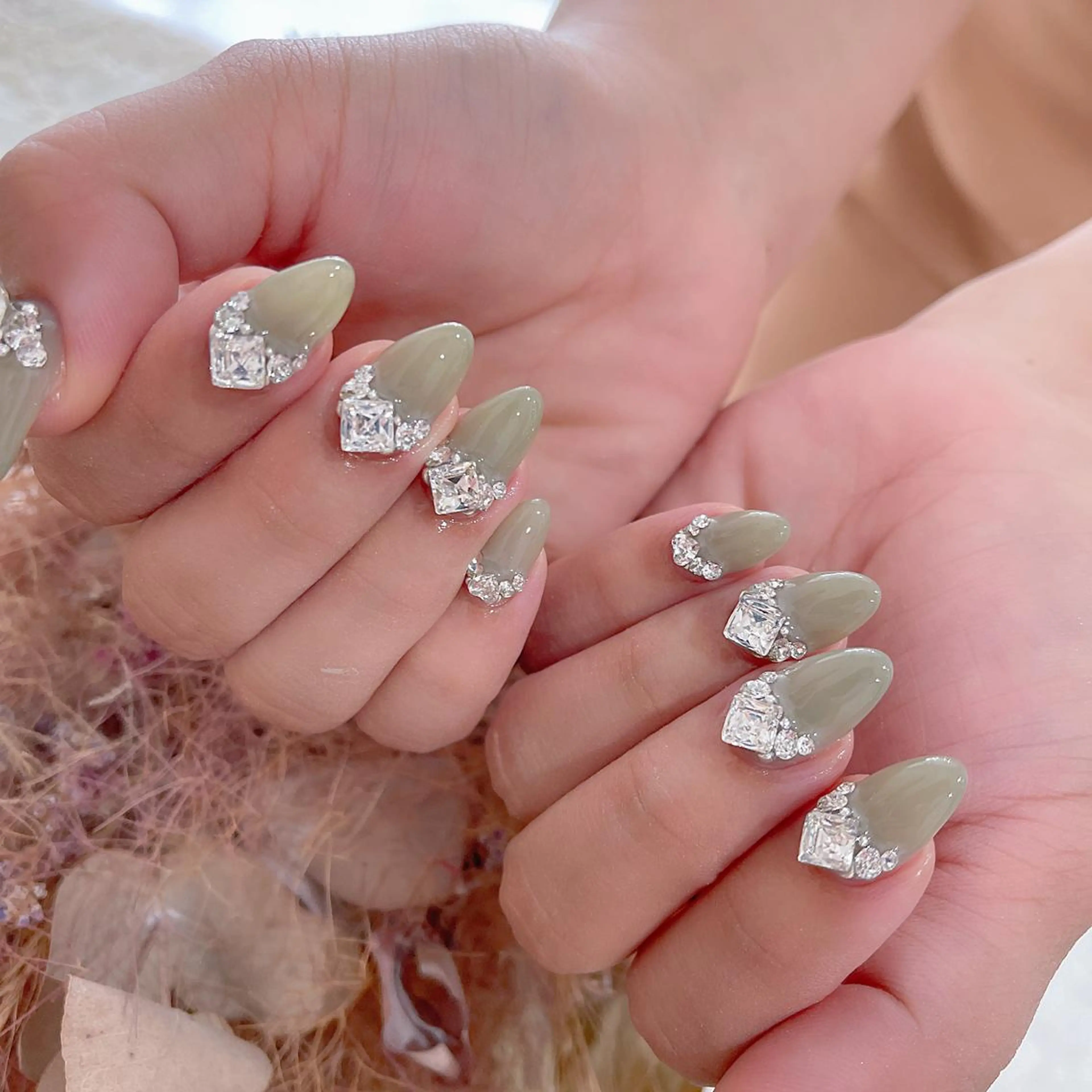 ネイル FLY Nail Salonのネイルデザイン