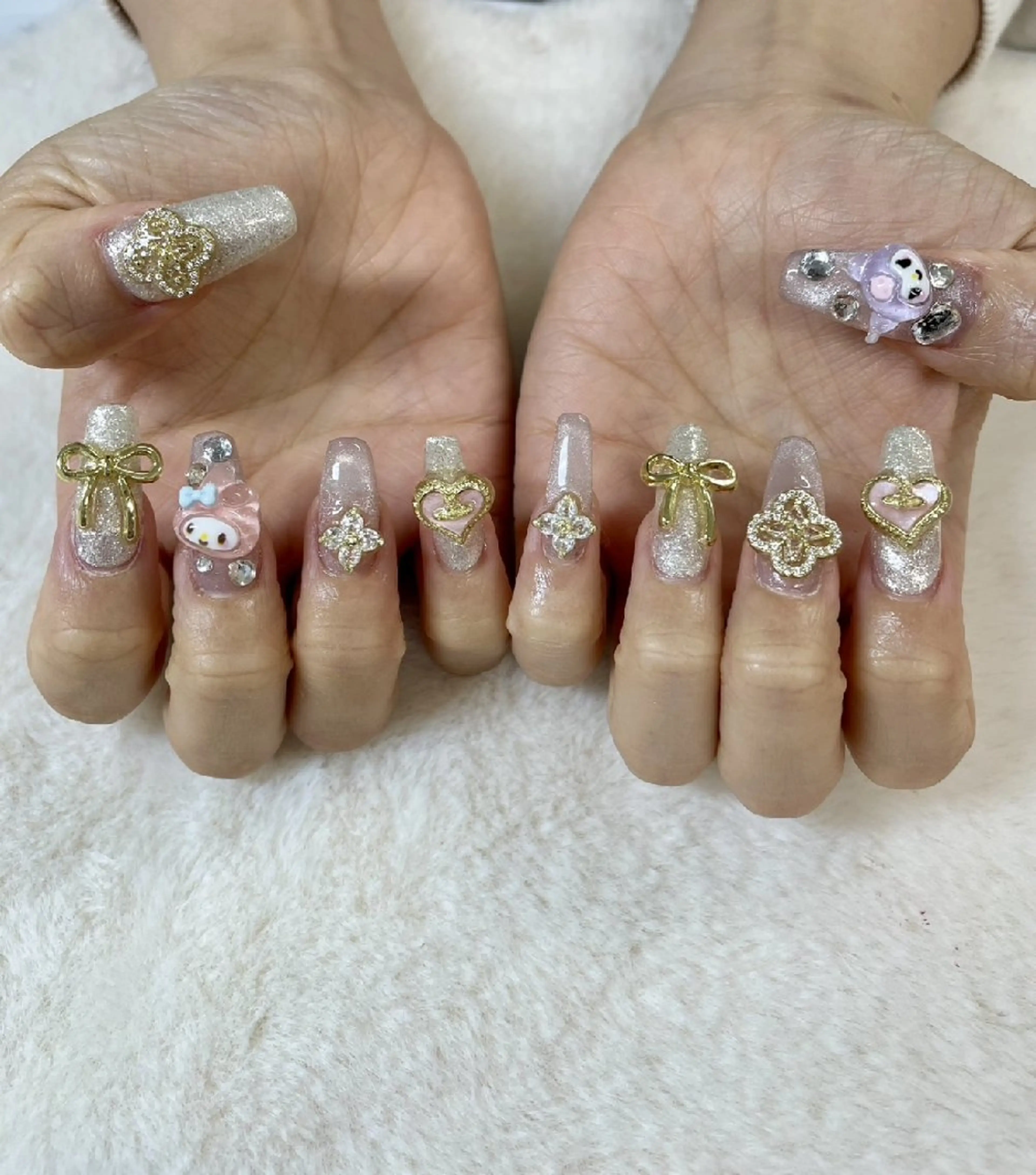 ネイル ゴージャス マグネットネイル ハンドネイル ハンドケア 心斎橋Salon Epokkuのネイルデザイン