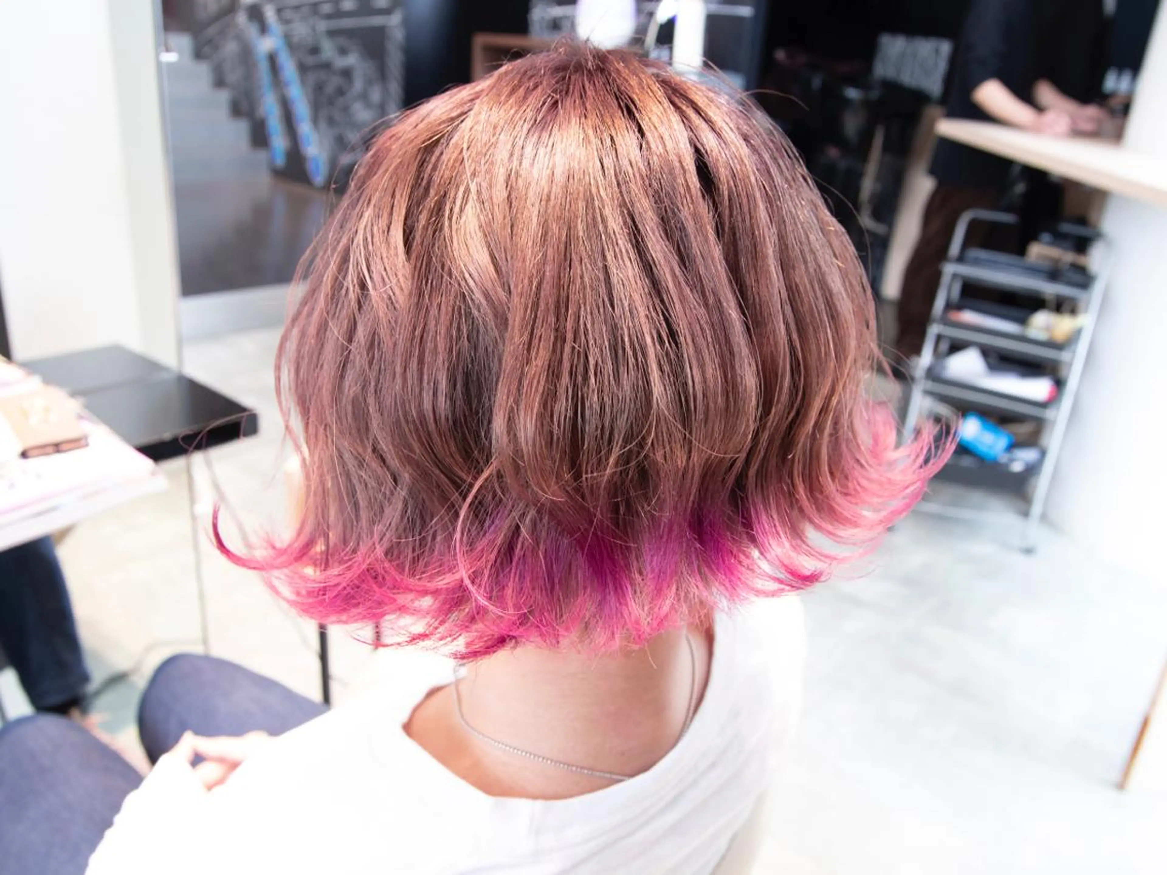 ショート カラー Re:ta Hair 飯田淳平のヘアスタイル