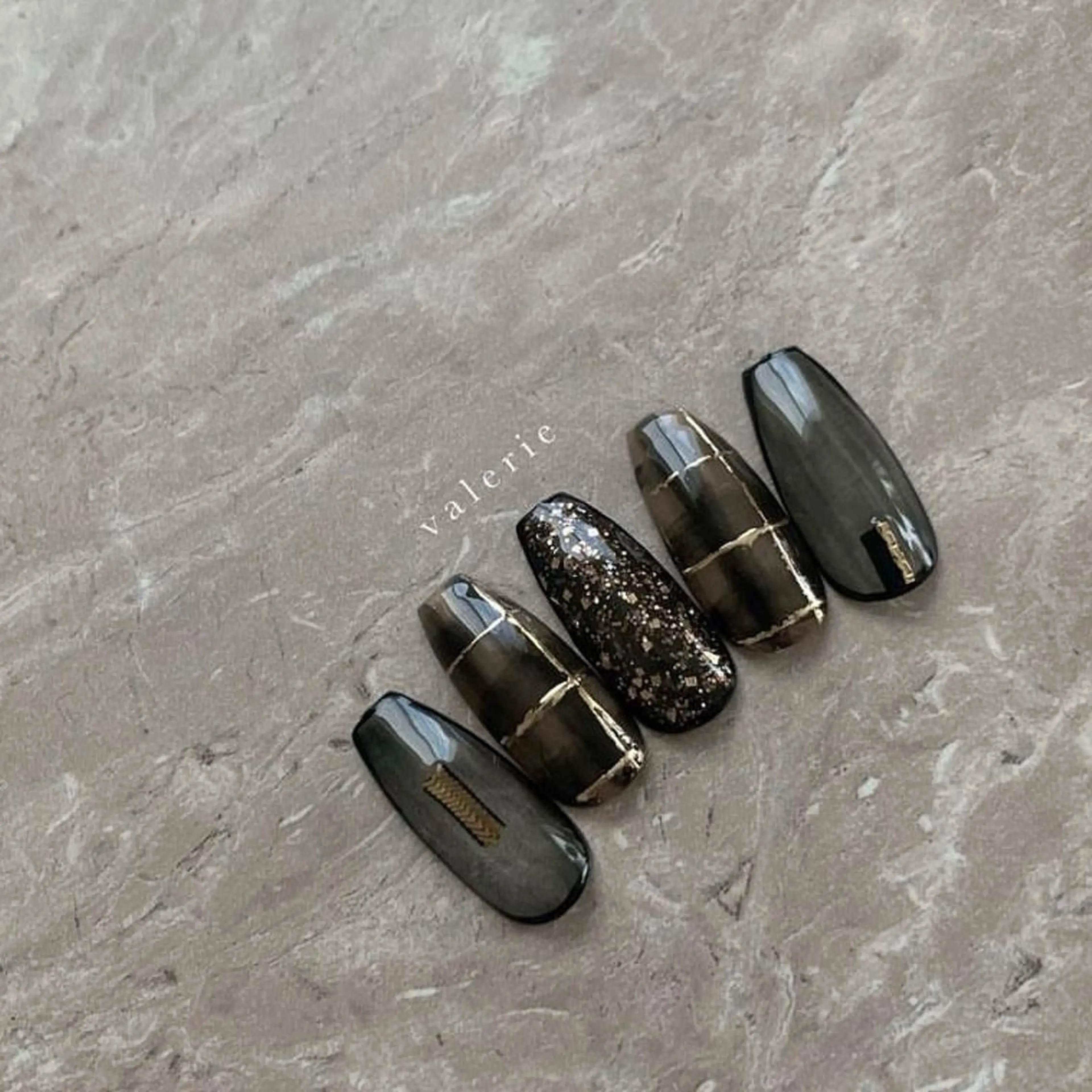 ネイル private nailsalon valerie所属・valerie /  miyuのネイルデザイン