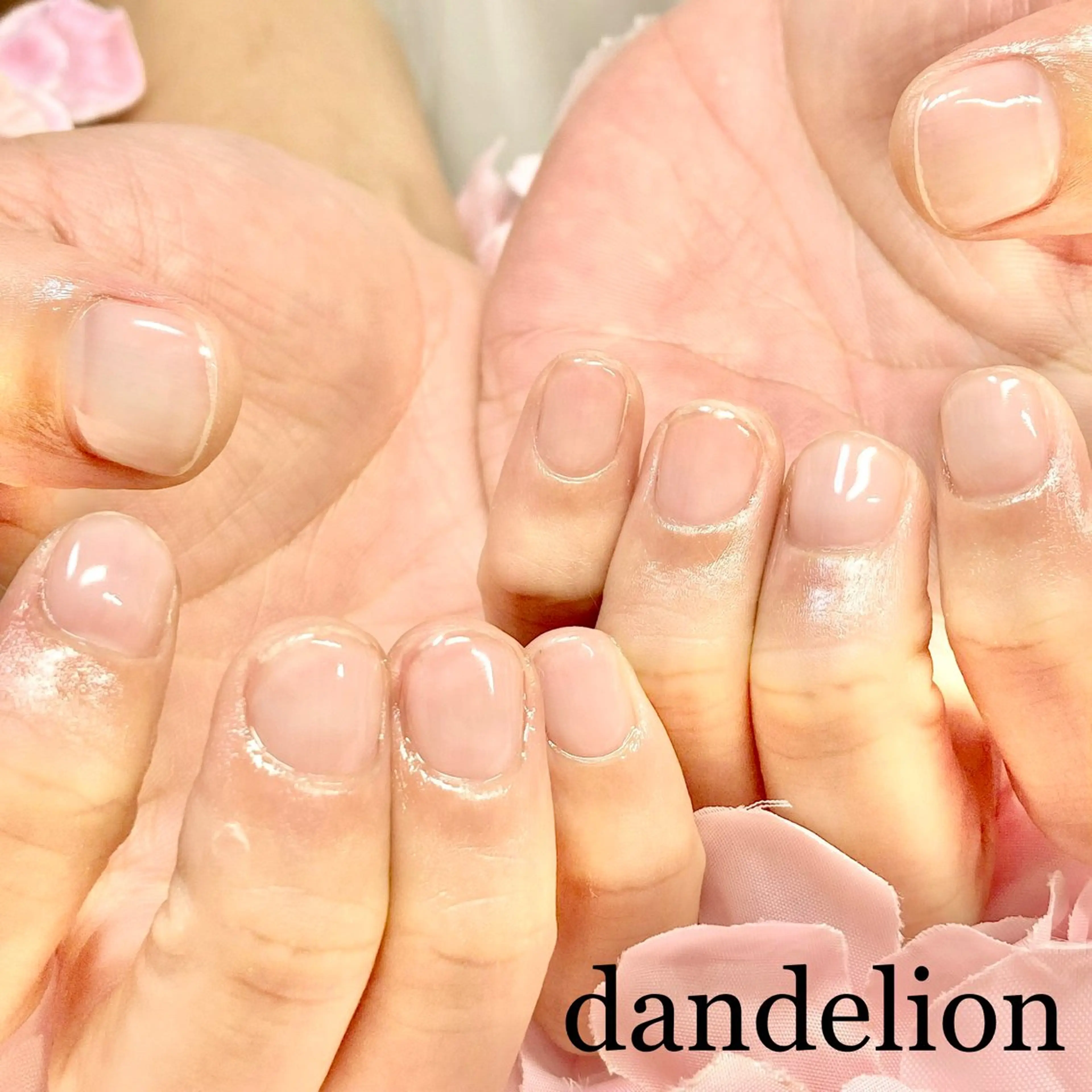 ネイル ハンドネイル ハンドケア dandelion ダンデライオンのネイルデザイン