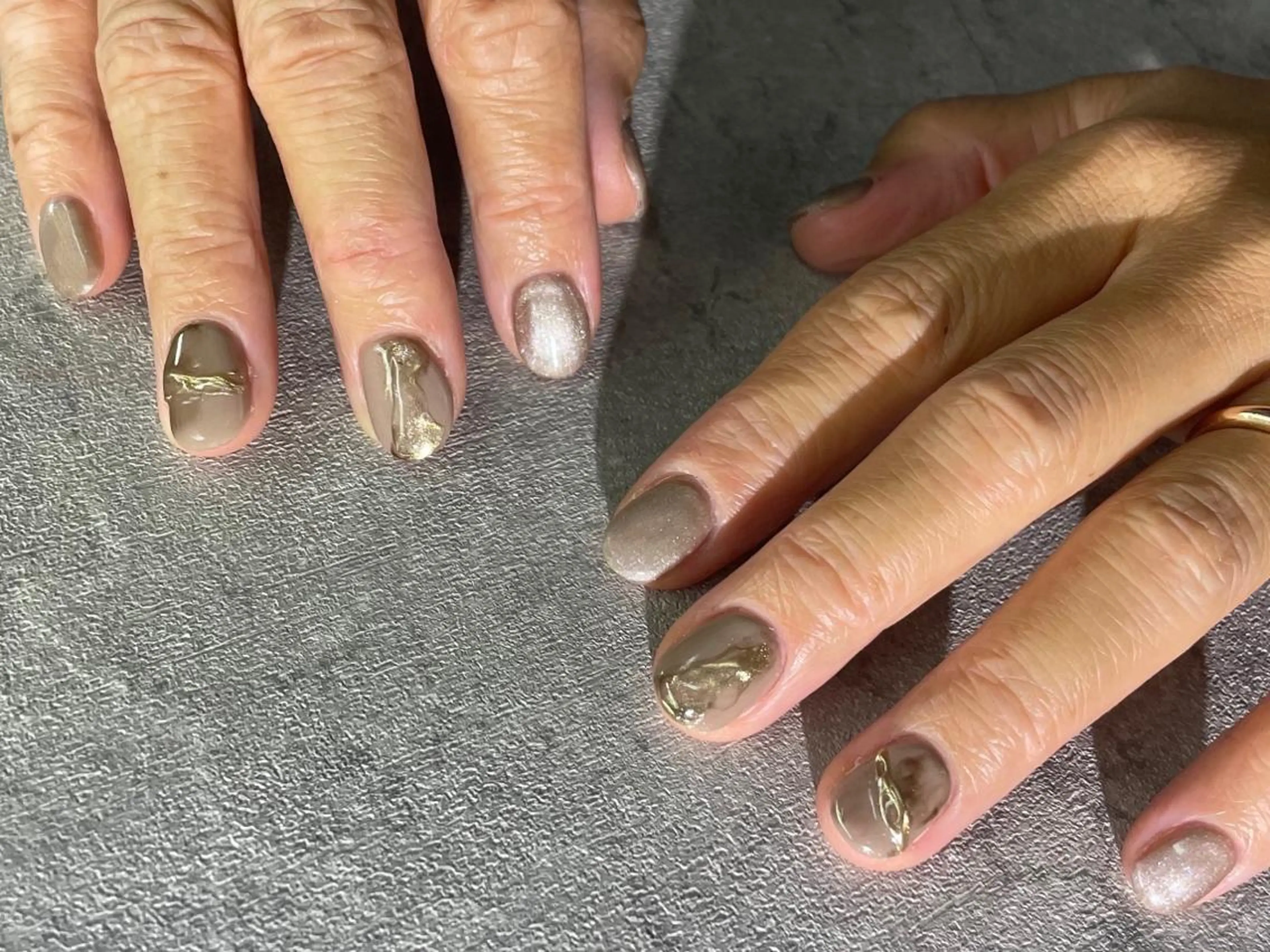 ネイル nailstudio eviz新宿店のネイルデザイン