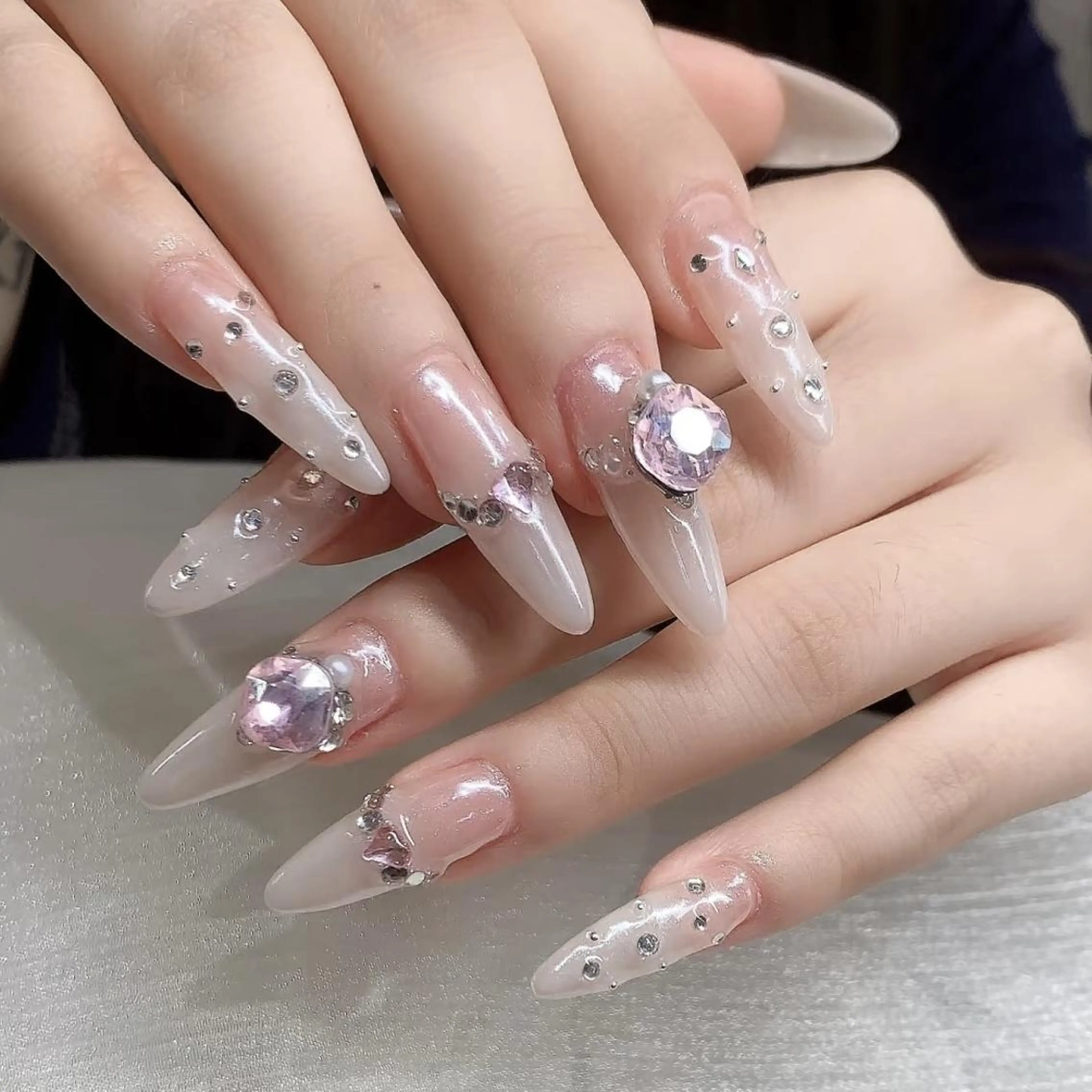 ネイル ハンドネイル DEMAIN- 🌹のネイルデザイン