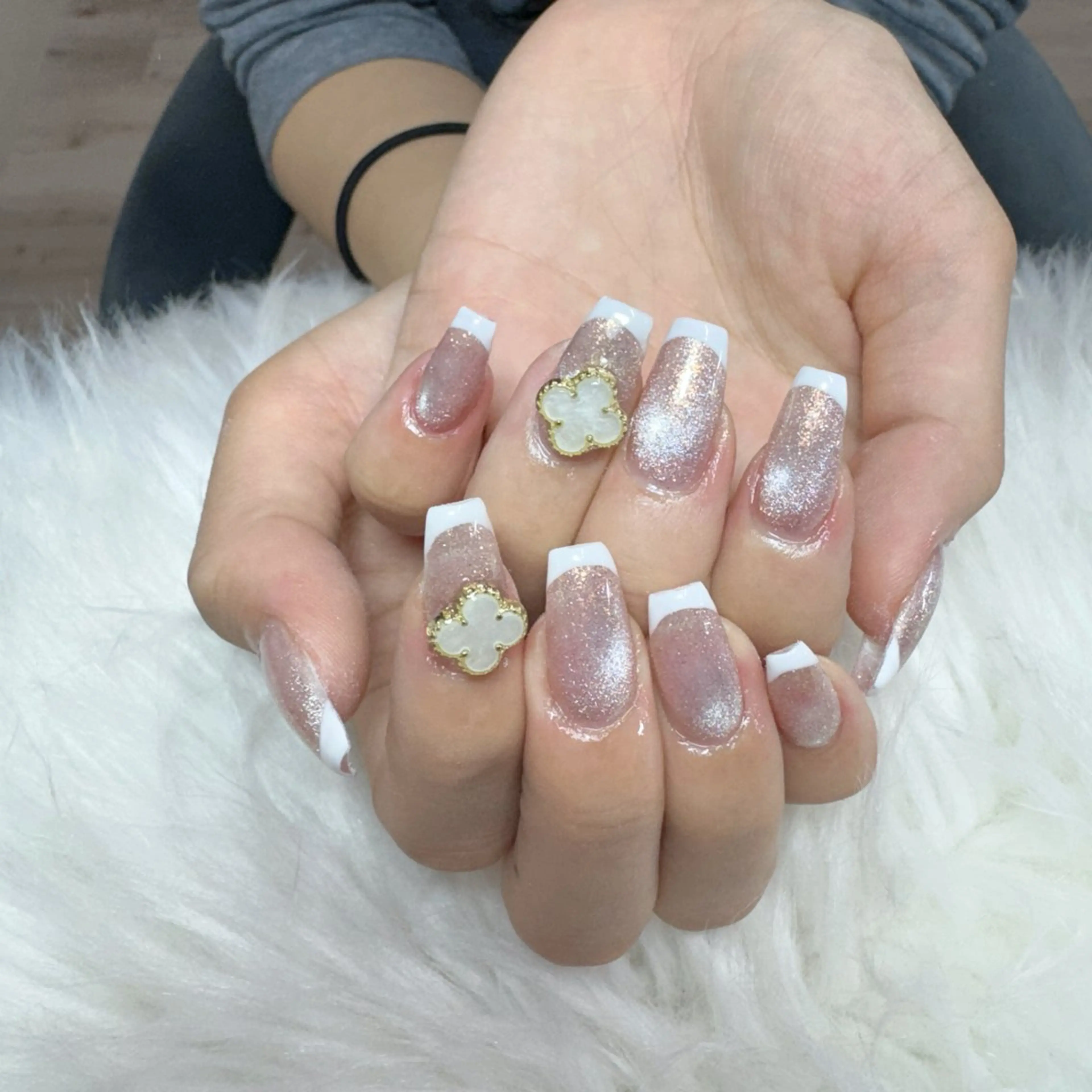 ネイル ハンドネイル 🎀nana🫧 ワンホンネイル🎀のネイルデザイン