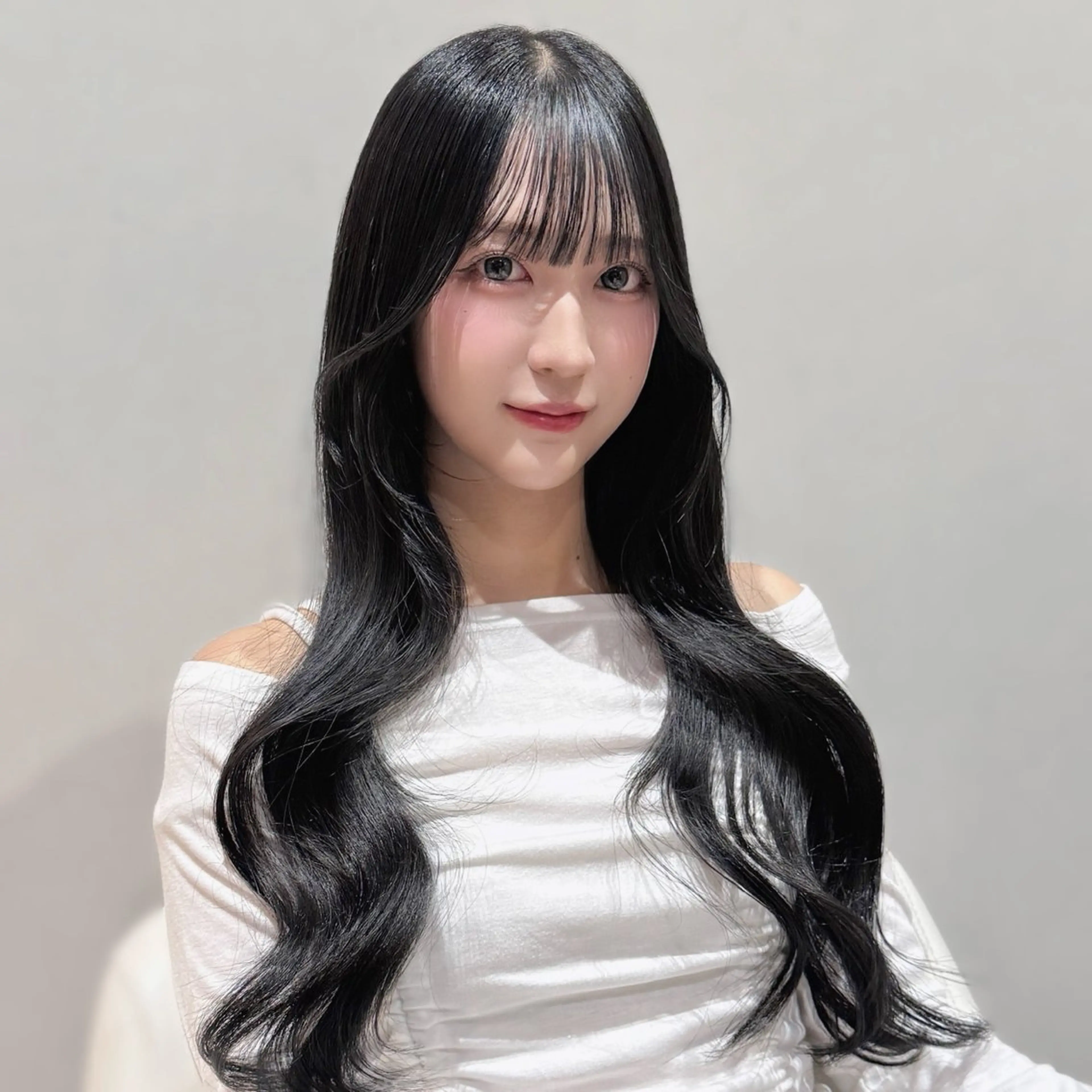 ロング カラー ロングレイヤー アッシュ 韓国風ヘア レイヤーカット ロング カット ヘアカラー トリートメント ✨ハッシュカット✨ ユウキ✨のヘアスタイル
