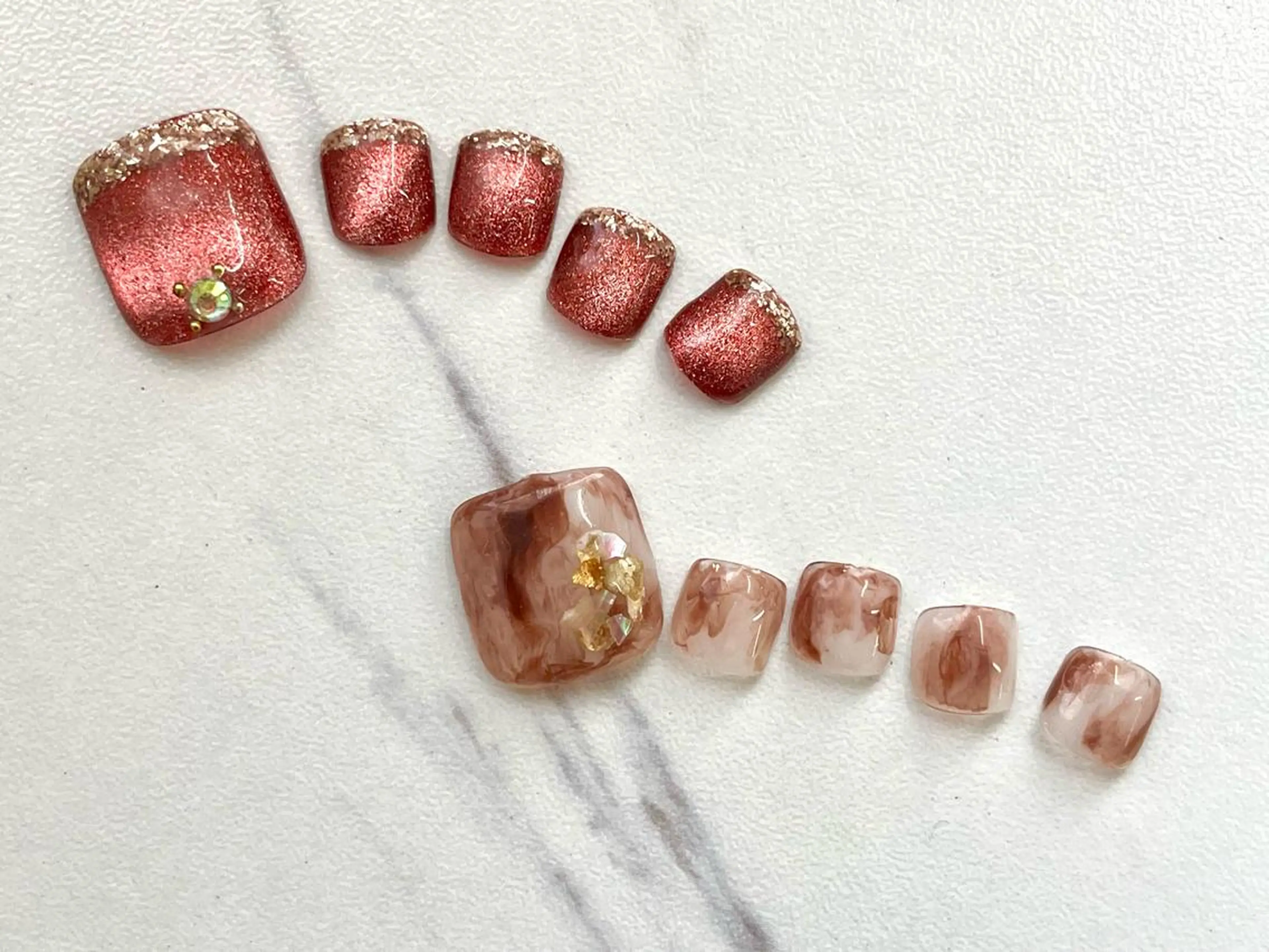 ネイル フットネイル Regene ARAKIのネイルデザイン