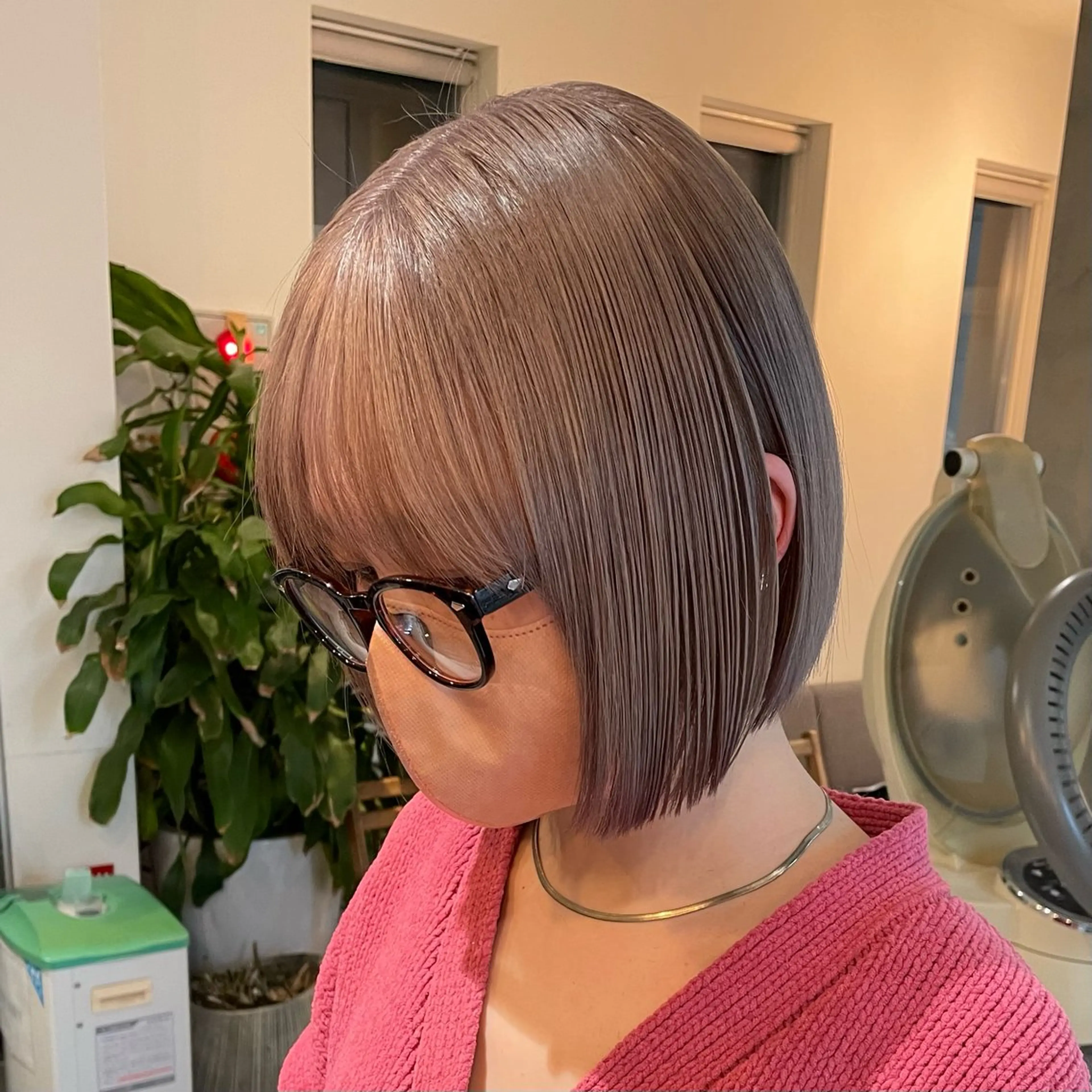 ショート カラー 透明感🎀艶髪 💞まいか🎶のヘアスタイル