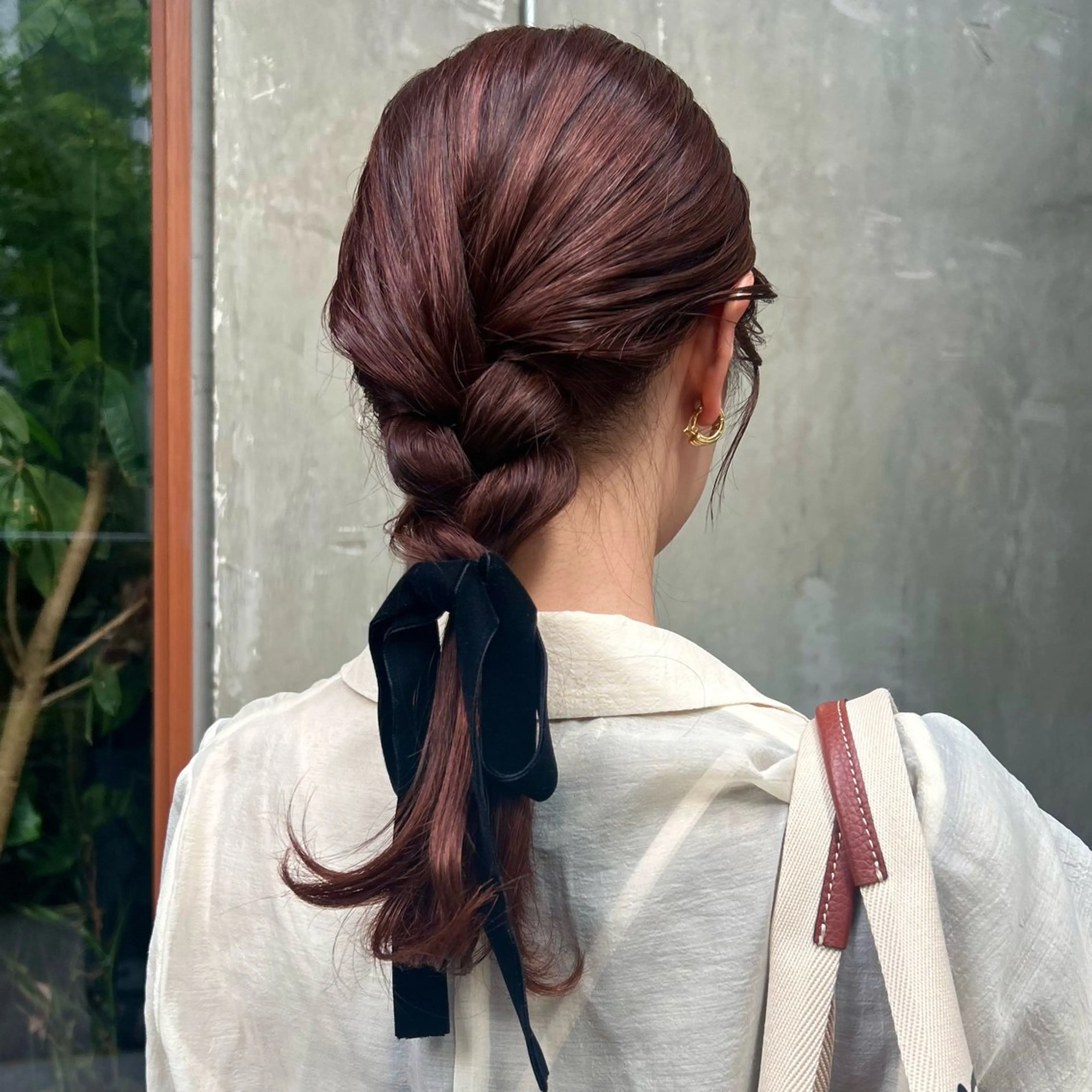 セミロング カラー オレンジ レッドカラー ヘアカラー MUKU 市川 莉花のヘアスタイル