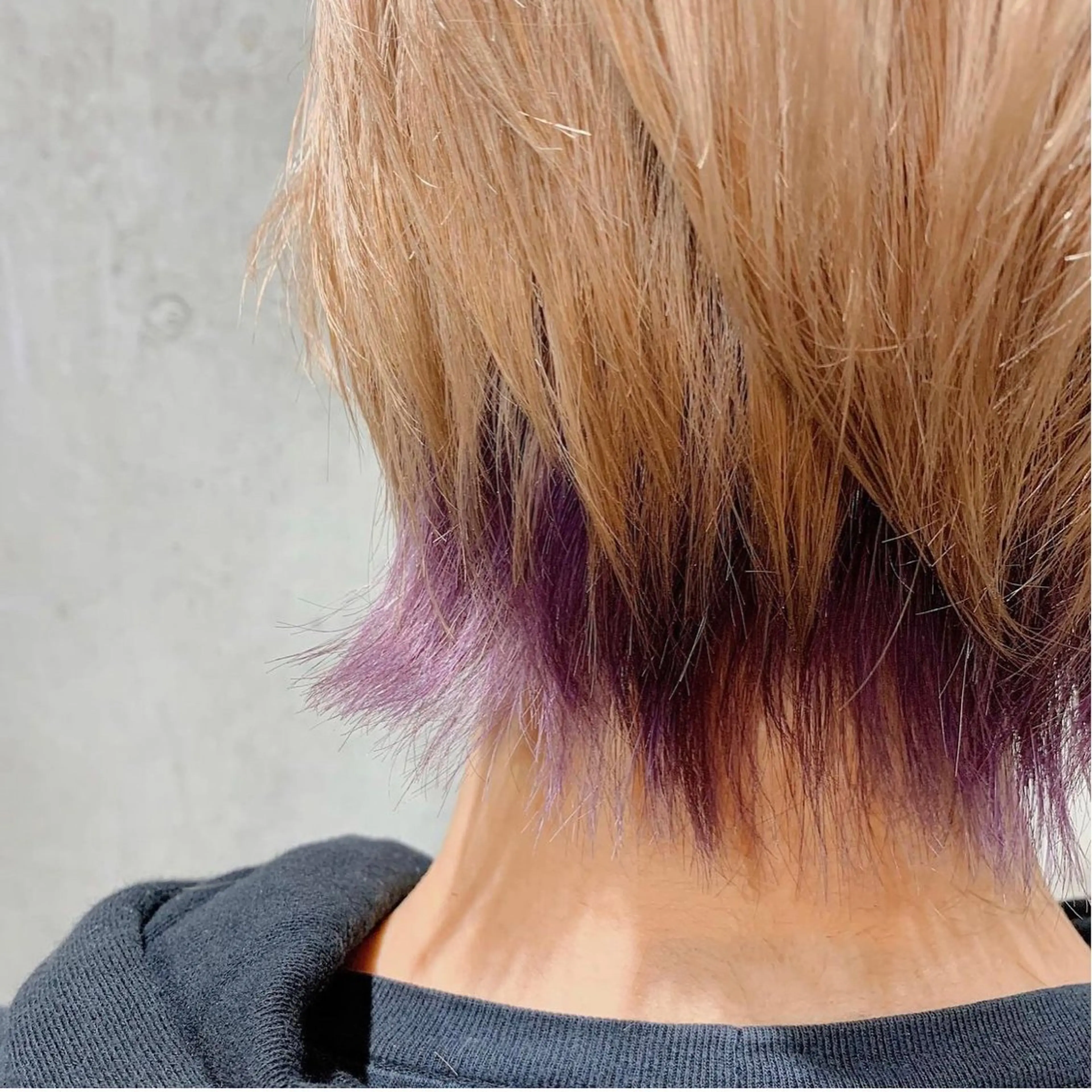 ショート カラー ハイトーンカラー ウルフカット mizo /ケアカラー/登戸のヘアスタイル