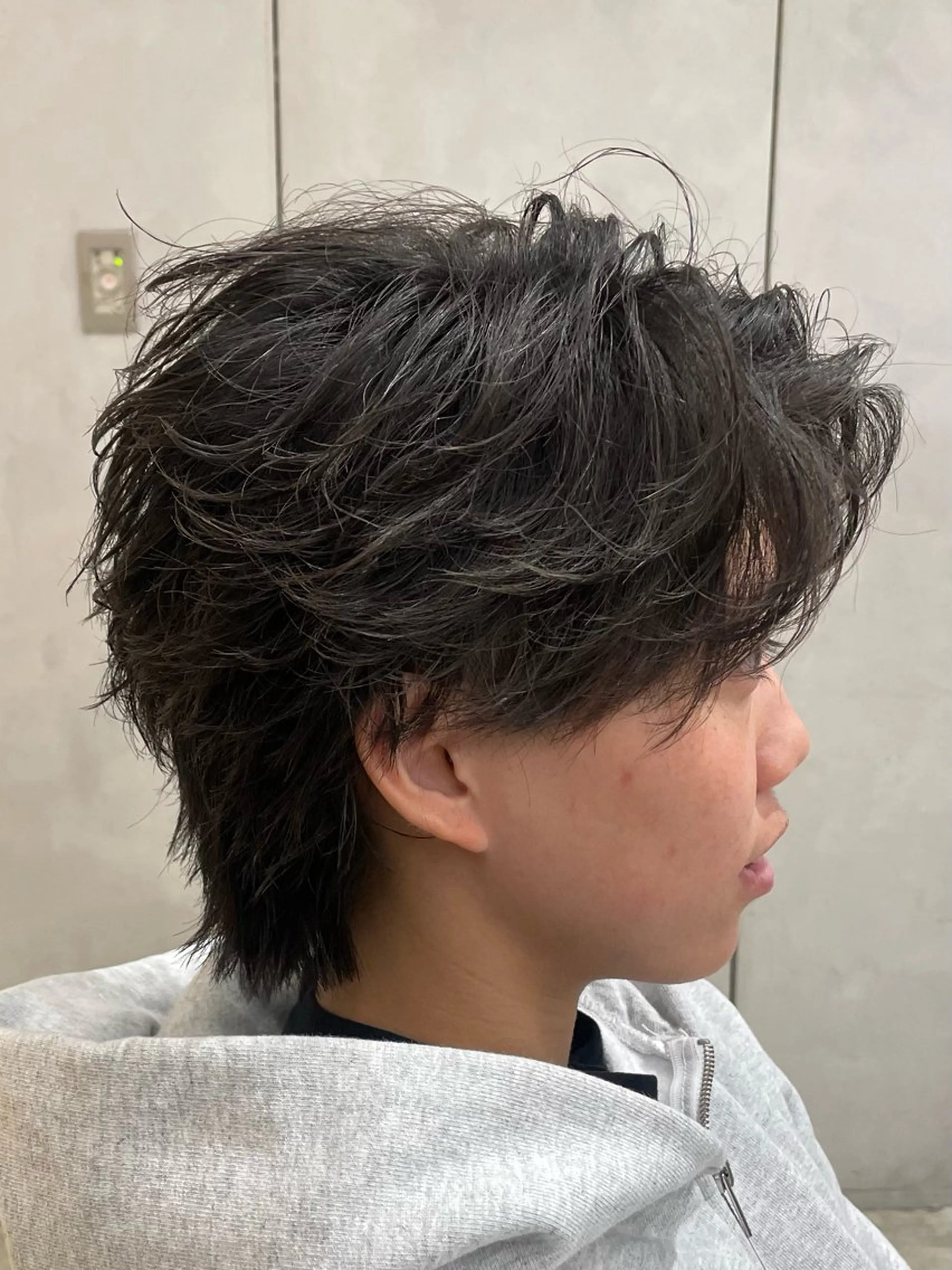 ショート メンズ センターパート フェザーパーマ メンズパーマ カット パーマ メンズ特化🔥 金子直斗のヘアスタイル