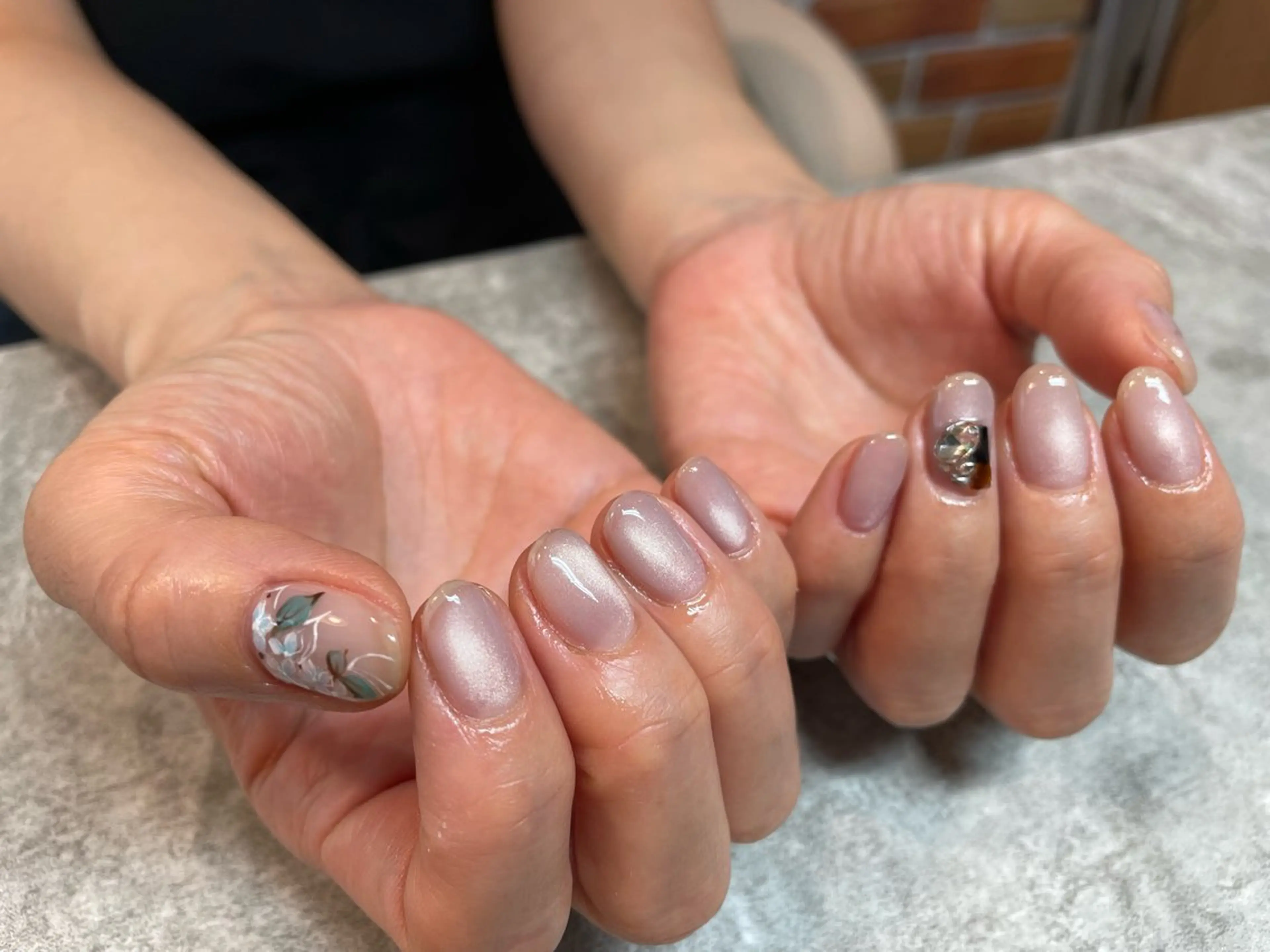 ネイル 佐藤  悠子のネイルデザイン