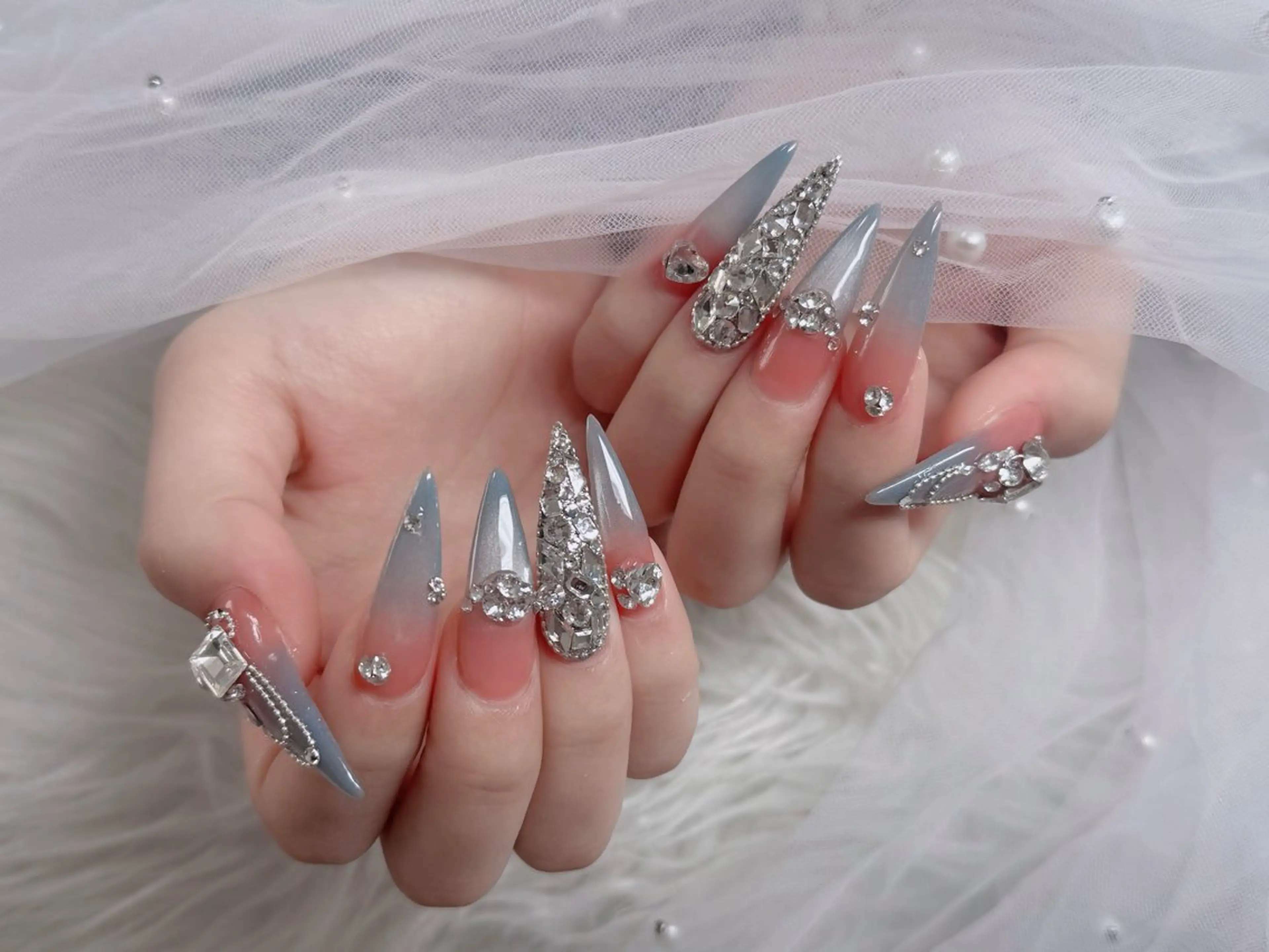 ネイル アートネイル ボルドー フレンチネイル ジェルネイル 氷ネイル・うるうるネイル ハンドネイル H.baby Nail Salonのネイルデザイン