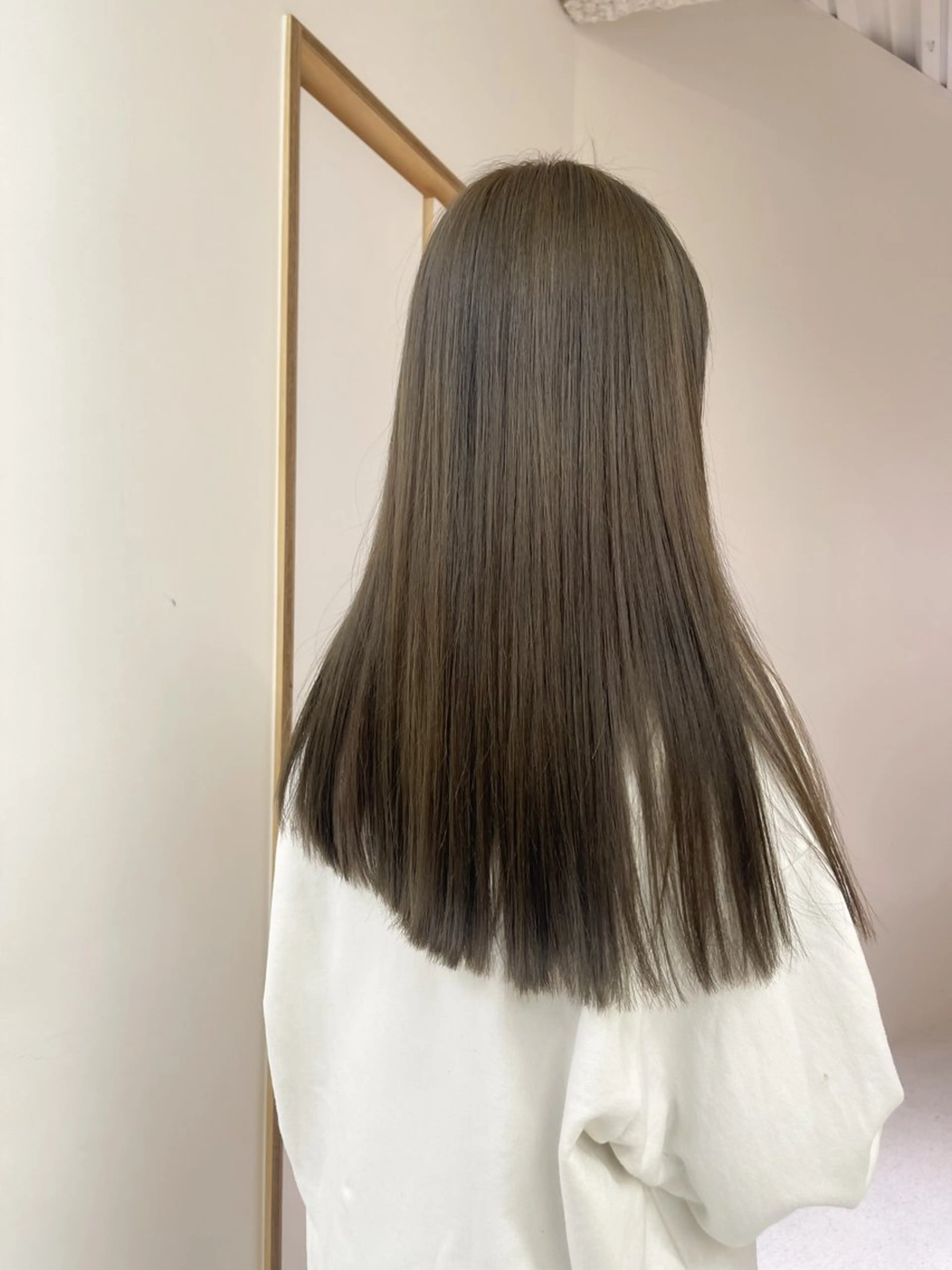 ロング ヘアカラー 蜂須賀🐝縮毛矯正 ストレートパーマのヘアスタイル