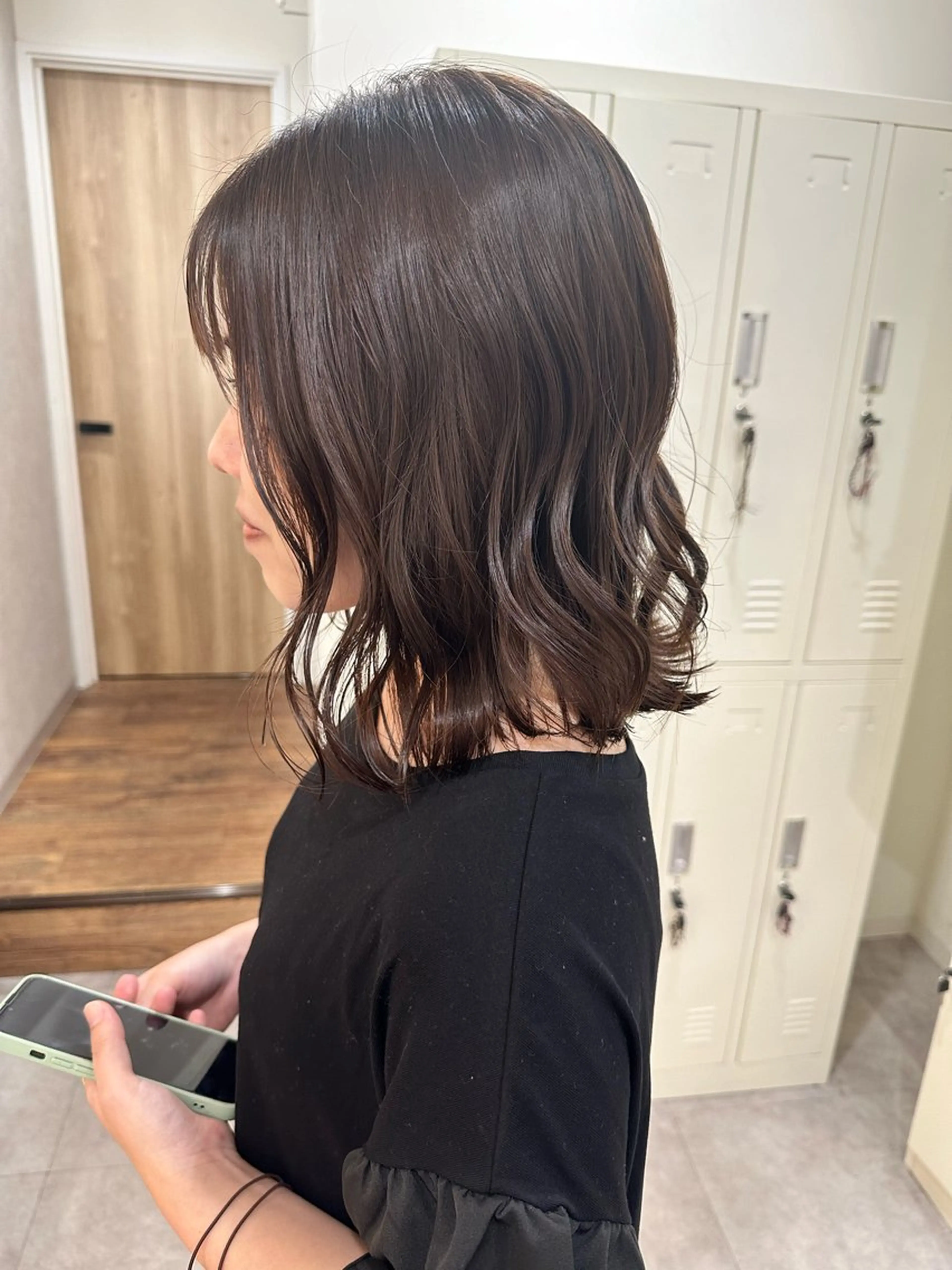 ミディアム カラー カット ヘアカラー トリートメント 白髪ぼかしハイライト レイヤー川口　元気のヘアスタイル