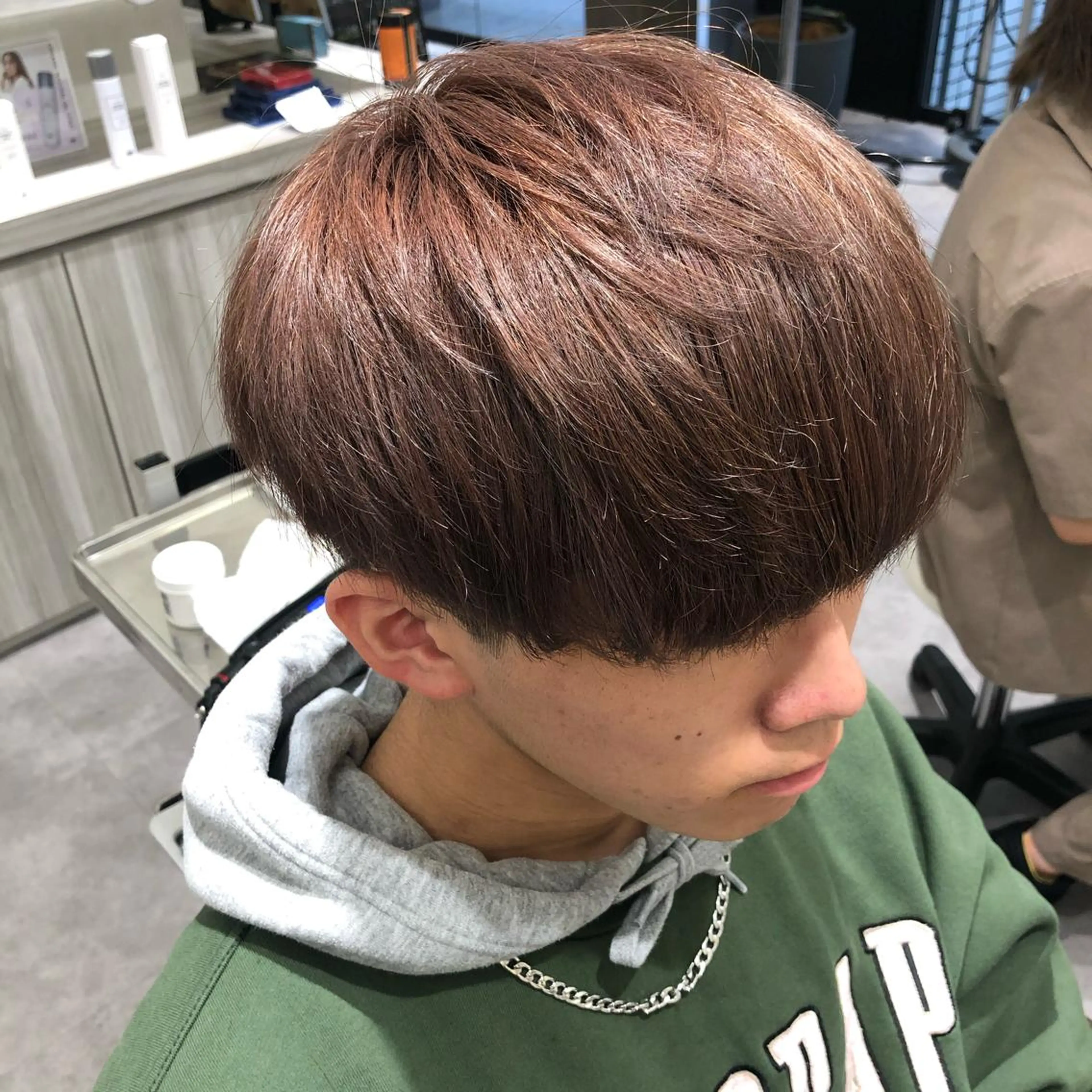 カラー メンズ メンズブリーチ ベージュカラー ブリーチ ミルクティーベージュ Reginavita栄所属・パーマ×メッシュ/ 本日空き○/岡本一真のヘアスタイル