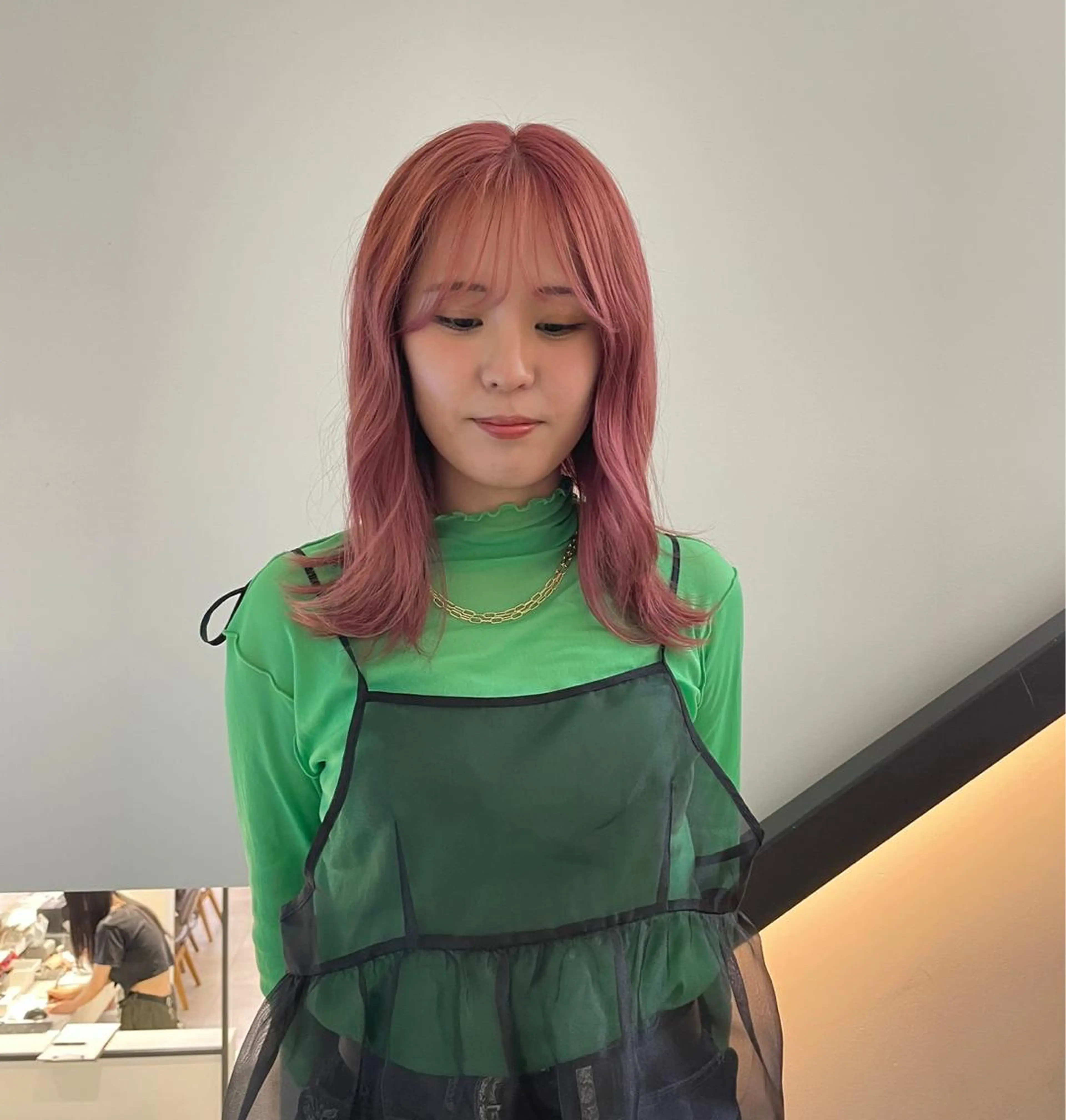 ミディアム カラー ピンクカラー ヘアカラー 🌟暖色系ハイトーン 🌟AIのヘアスタイル