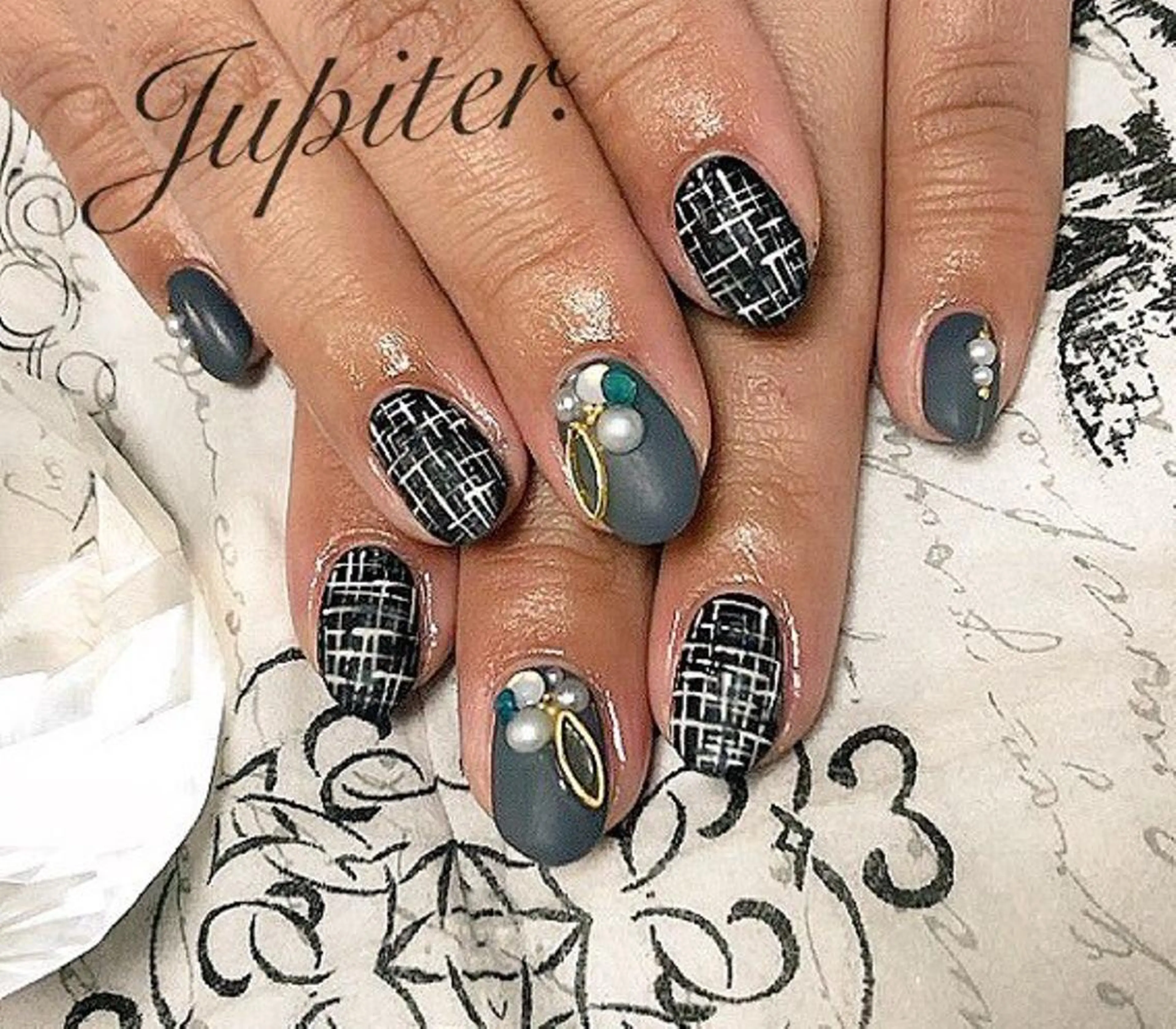 ネイル マットネイル ツイードネイル ハンドネイル PrivateSalon Jupiter所属・Jupiter .のネイルデザイン