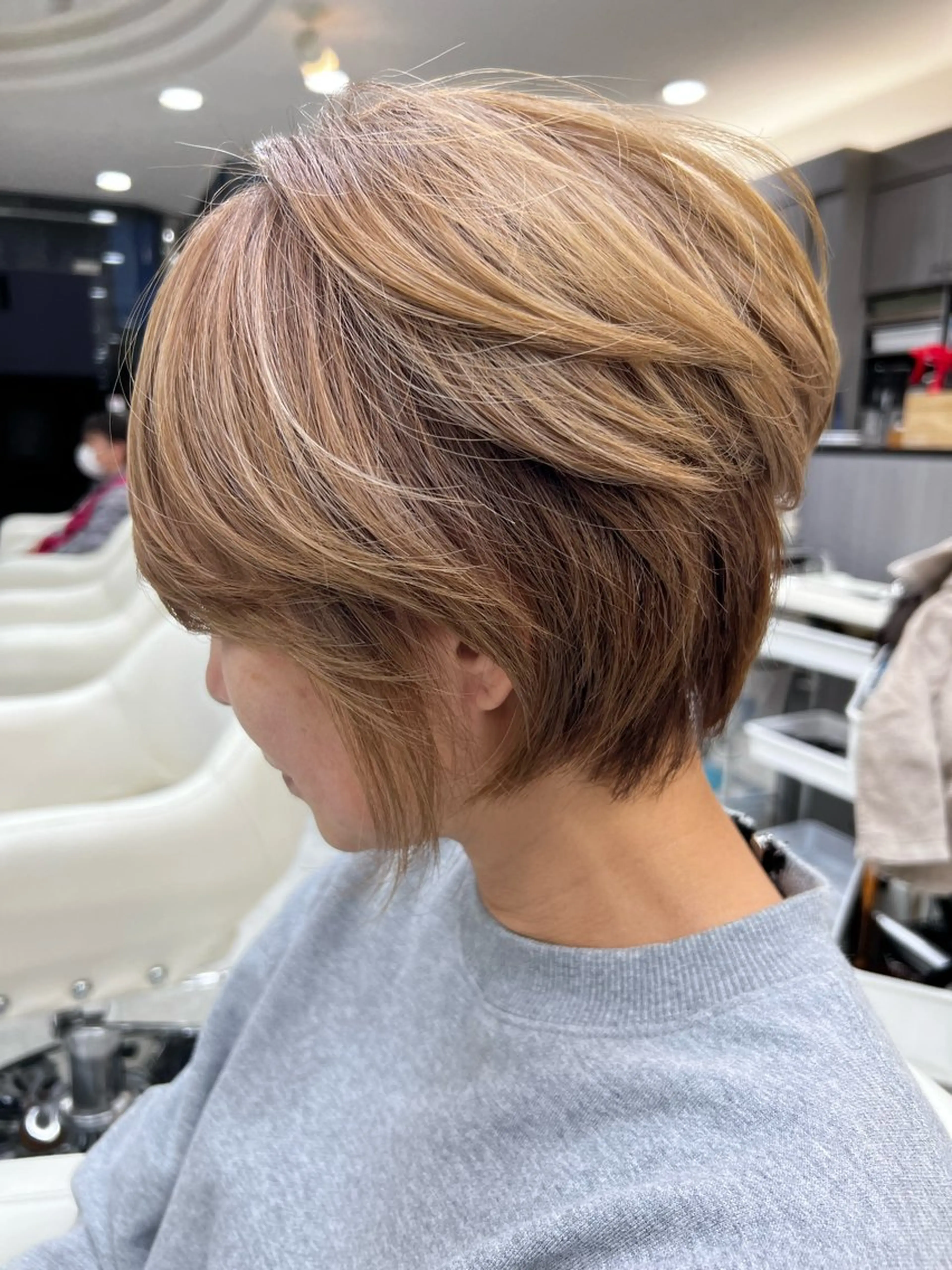 ショート カラー ショートボブ ボブ ショートヘア STELLA sannomiya所属・着付けアレンジ、スパ 定評あり◎タナカエミの眉毛・アイブロウイメージ