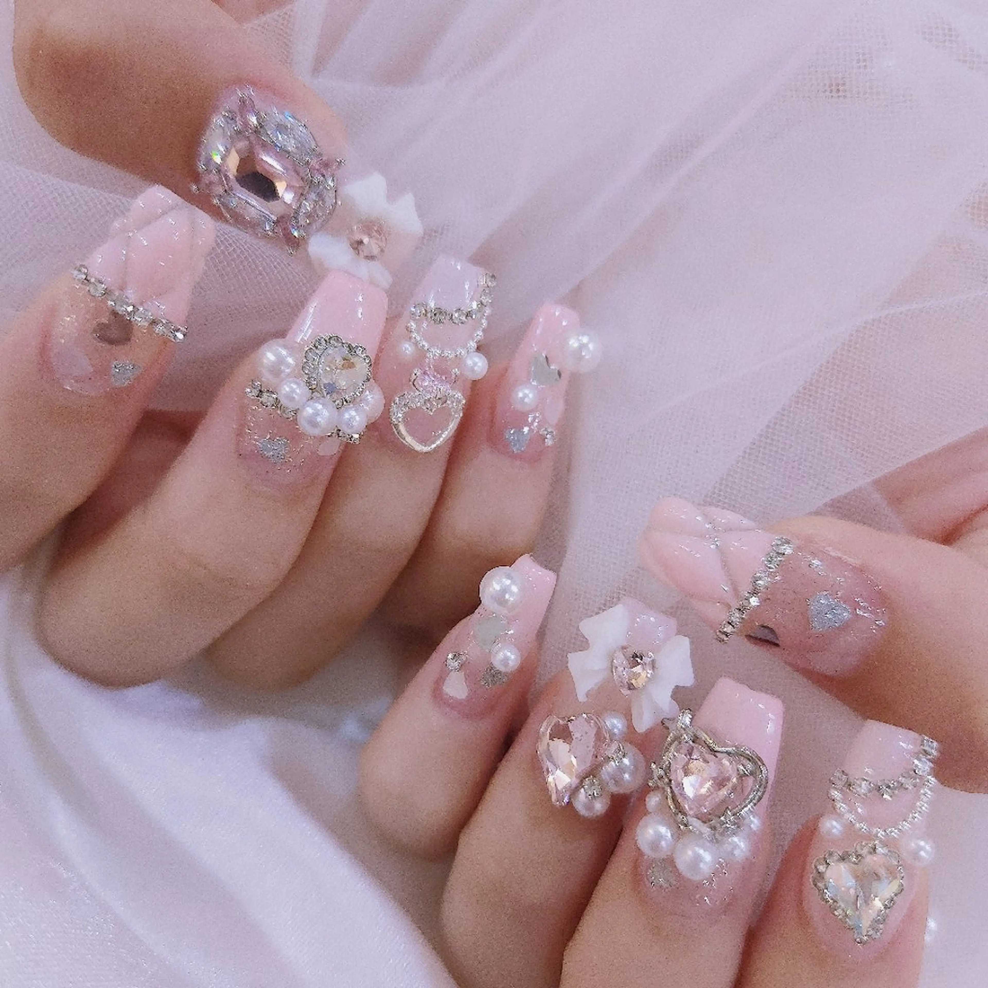 ネイル u n o n a i l 01のネイルデザイン