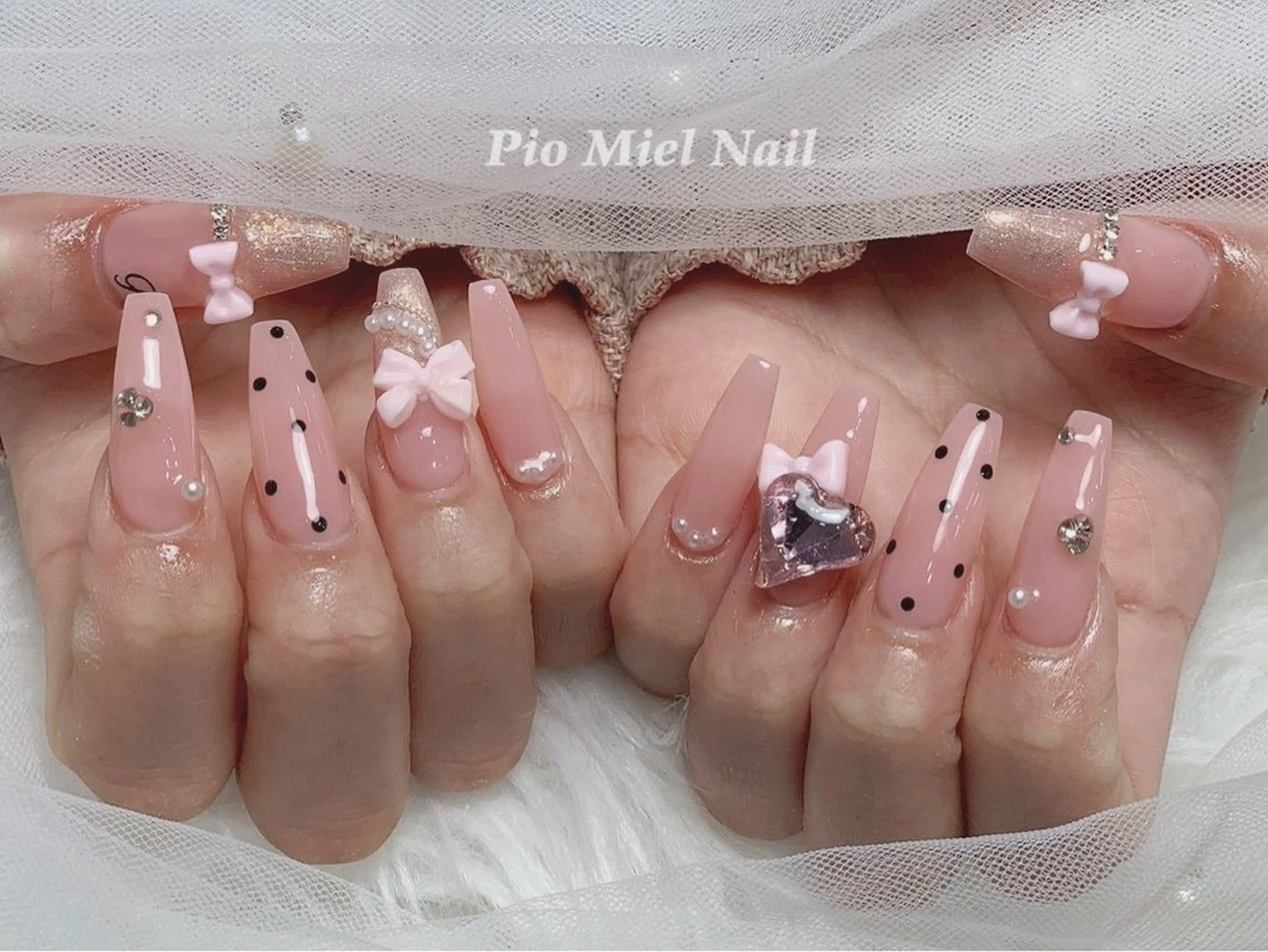 ネイル ハンドネイル HANA 長さだしのネイルデザイン