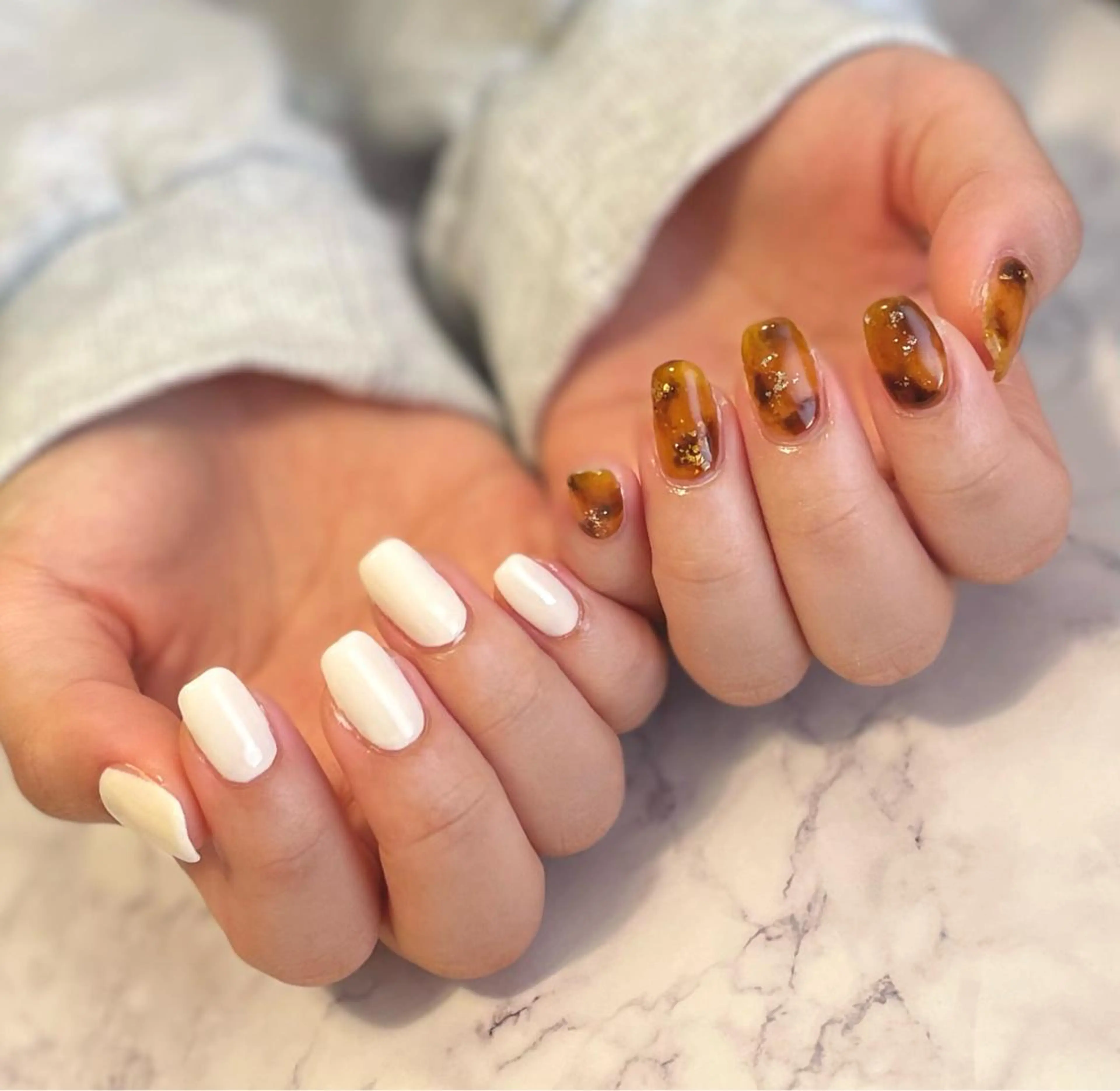 ネイル べっ甲ネイル KOMINE TOMOKOのネイルデザイン