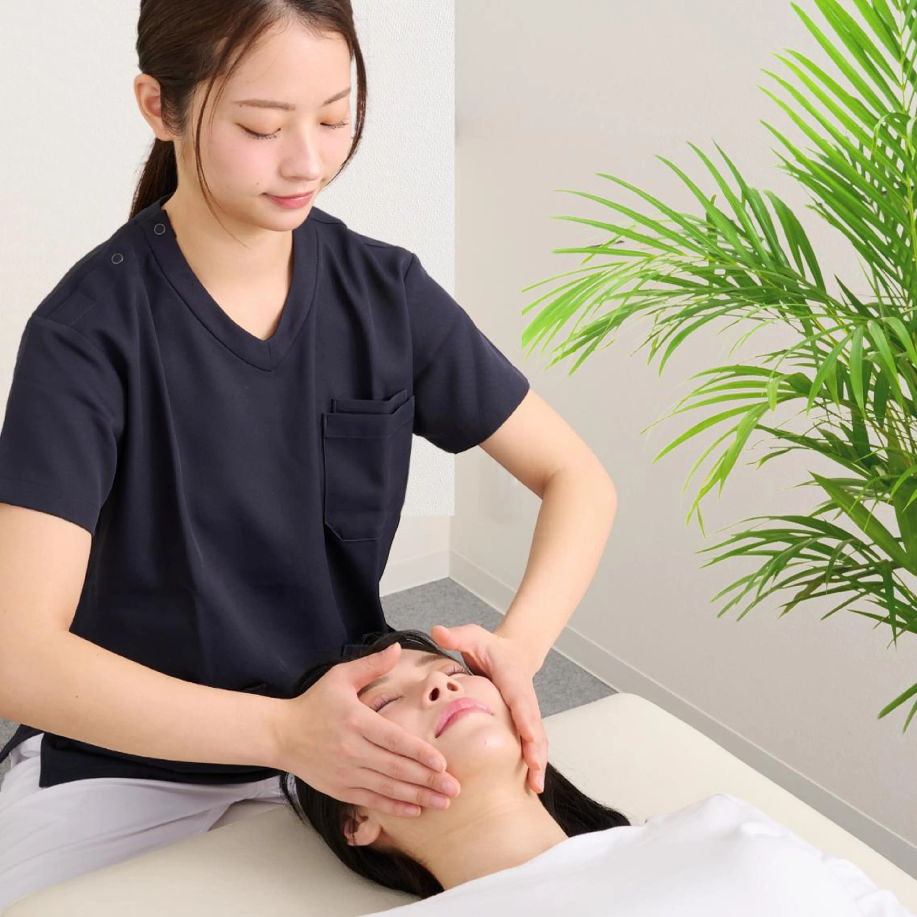 初回限定★肩から上全部コース！【小顔美顔】+【首肩】+【頭蓋骨】✨50分の写真