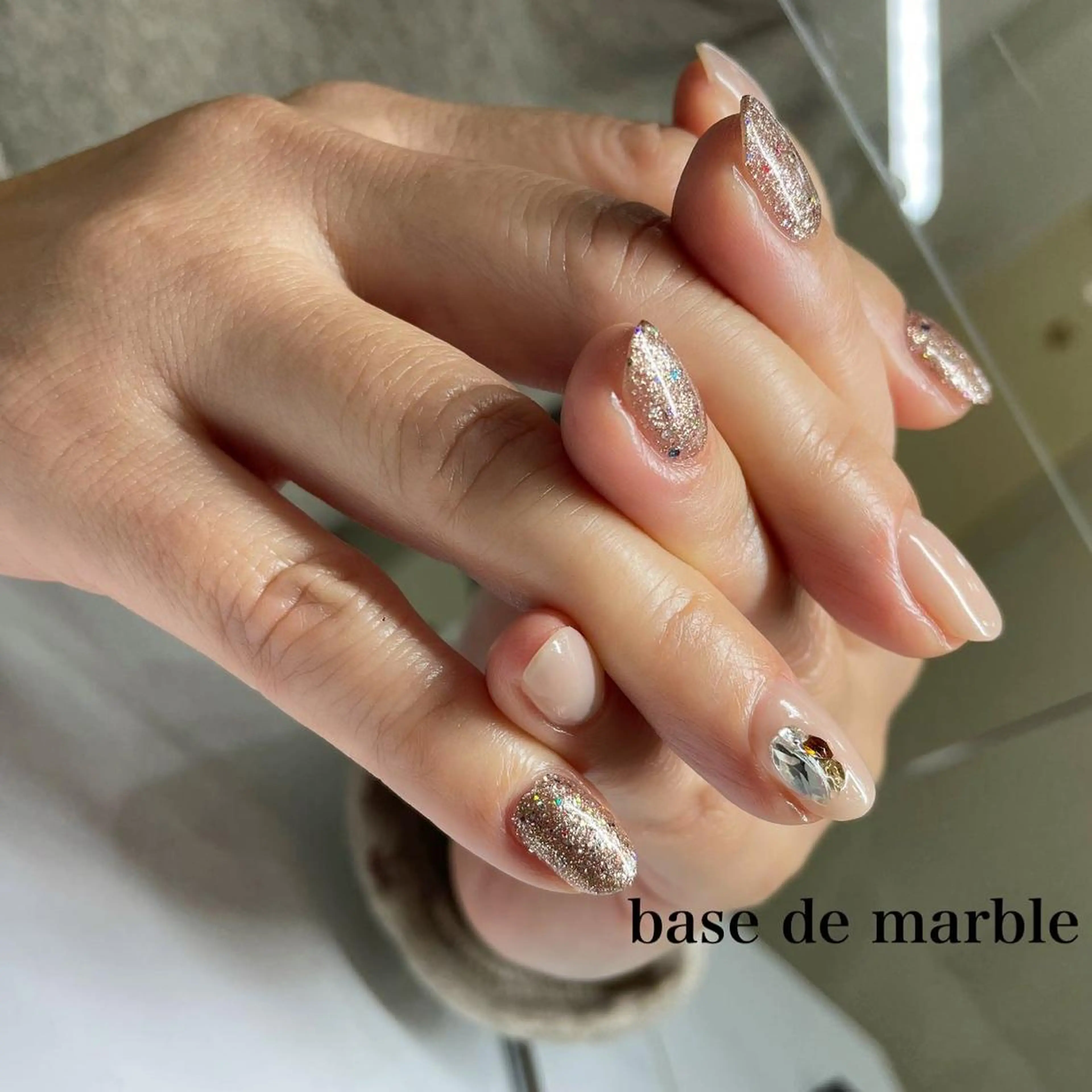 ネイル オモルフィ所属・カラーリスト marumoのヘアスタイル