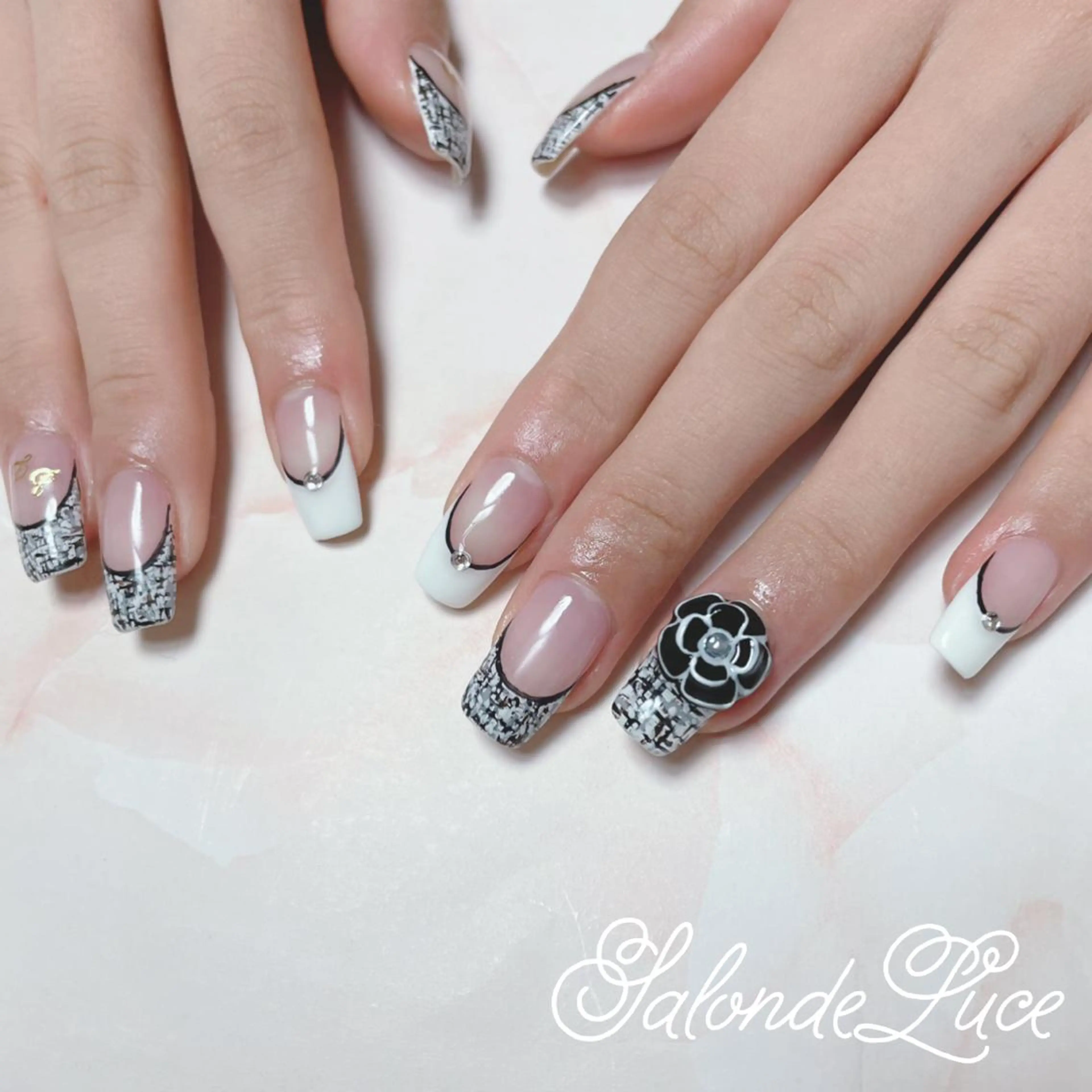 ネイル フレンチネイル ツイードネイル Salon de Luceのネイルデザイン