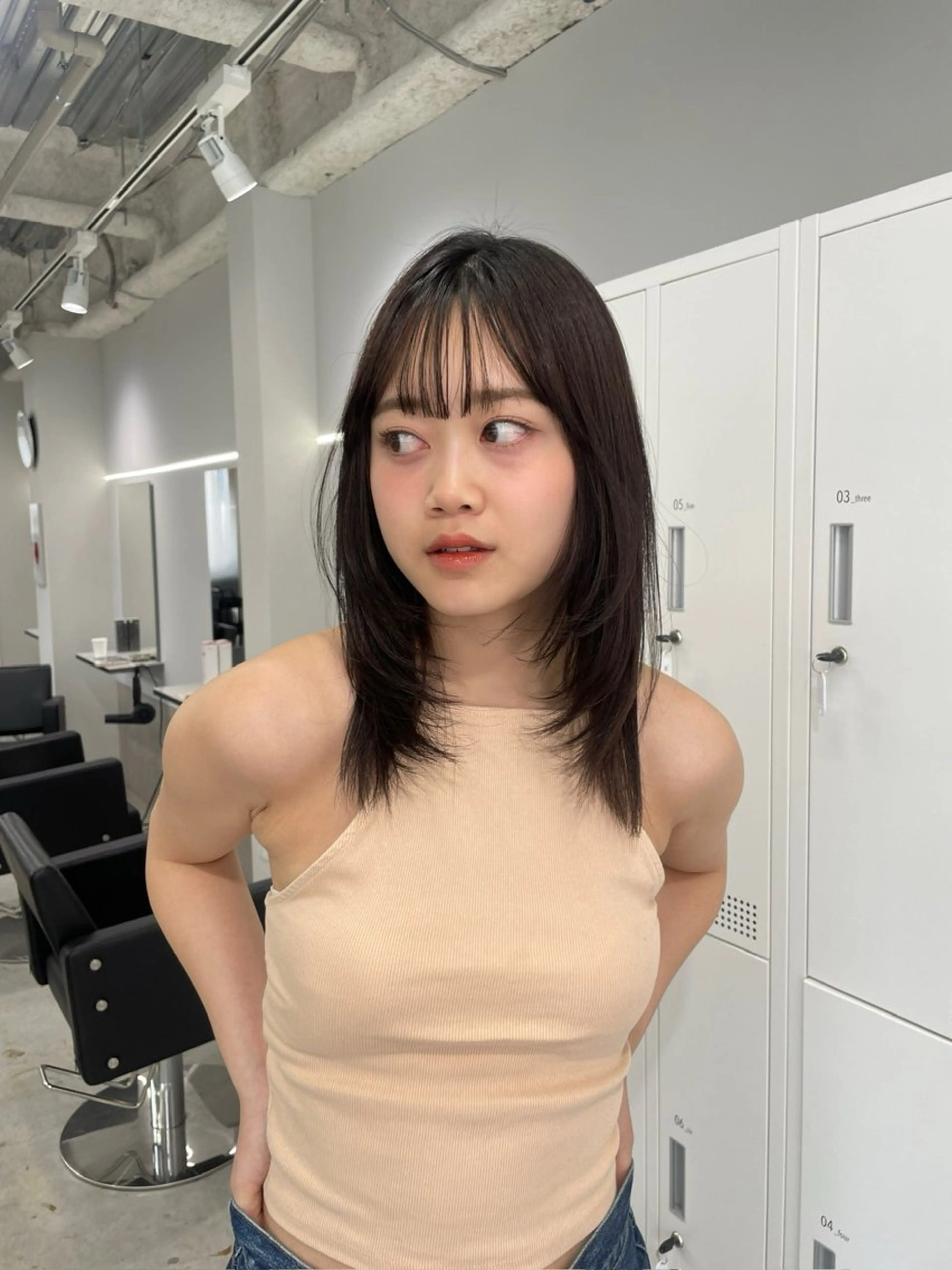 ミディアム レイヤーカット ブリーチなし透明感 🪄aoi🤎のヘアスタイル