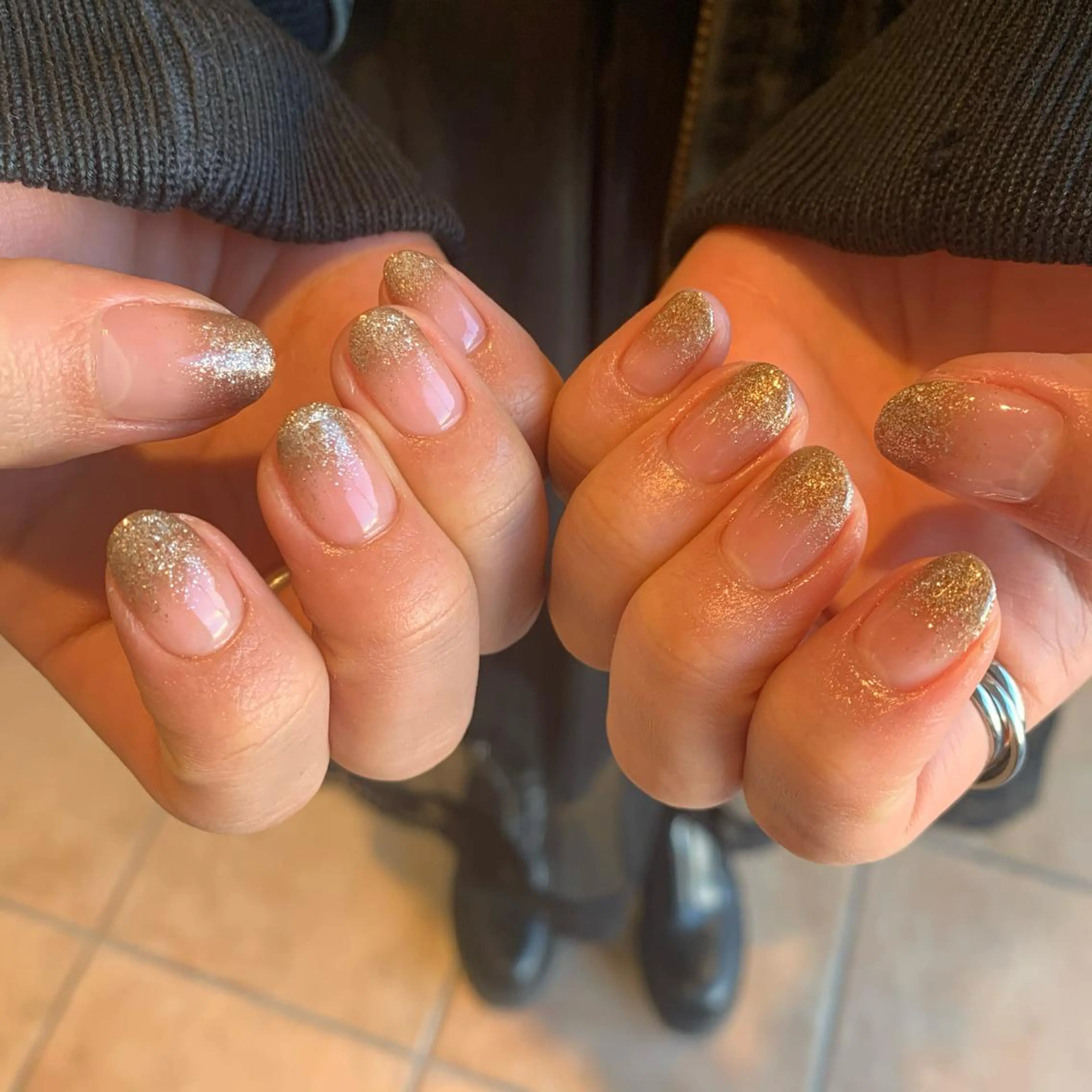 ネイル ブラウン 佐藤 穂乃香のネイルデザイン